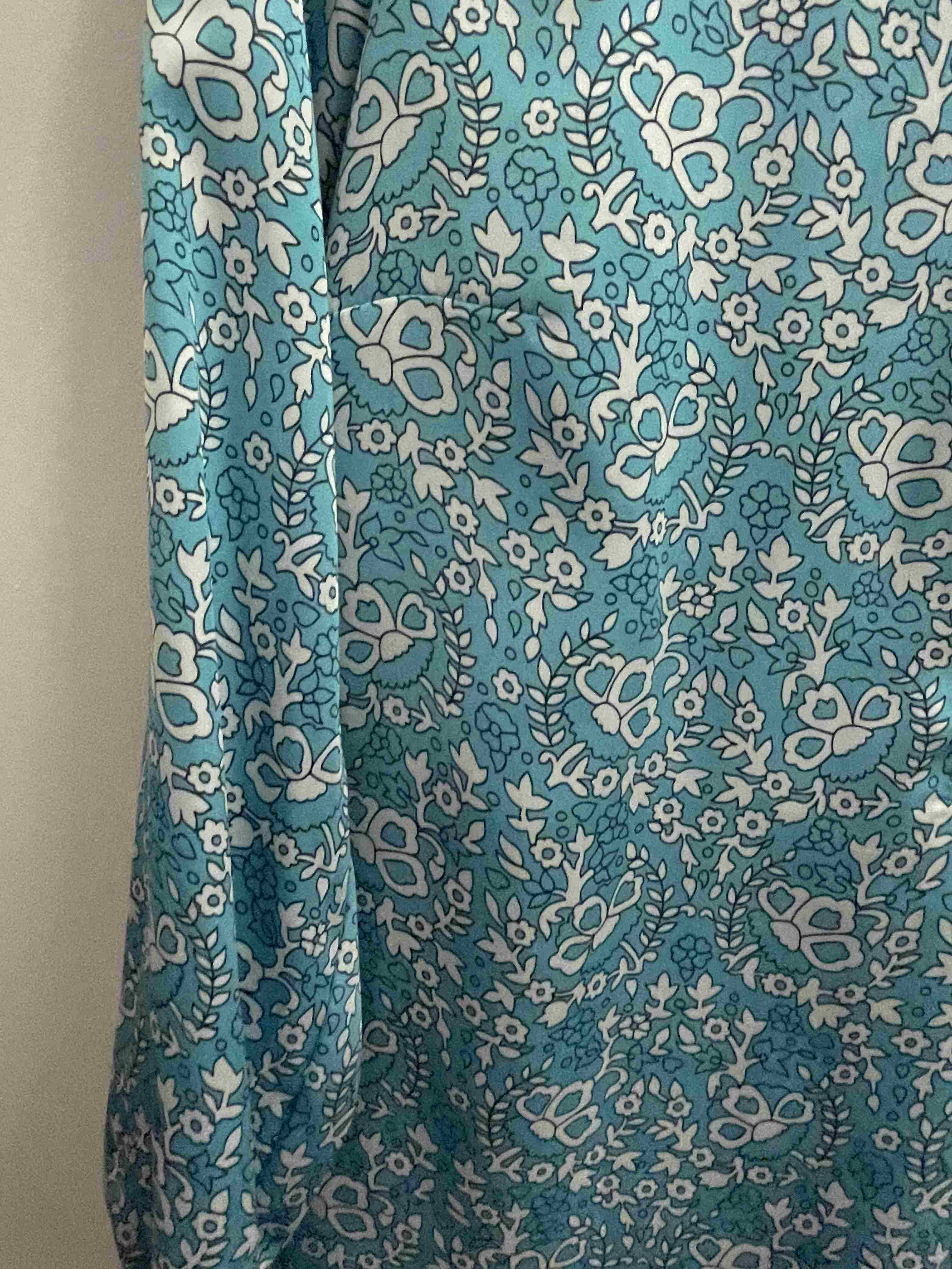 Vintage blue printed pattern linen small top