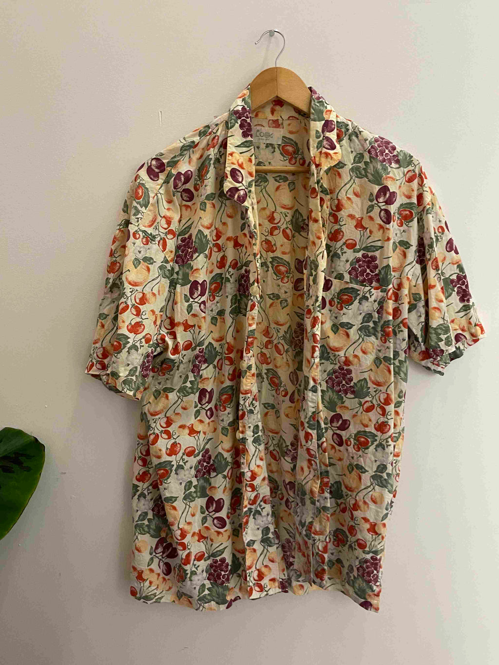 Vintage coek yellow floral pattern medium short sleeve shirt