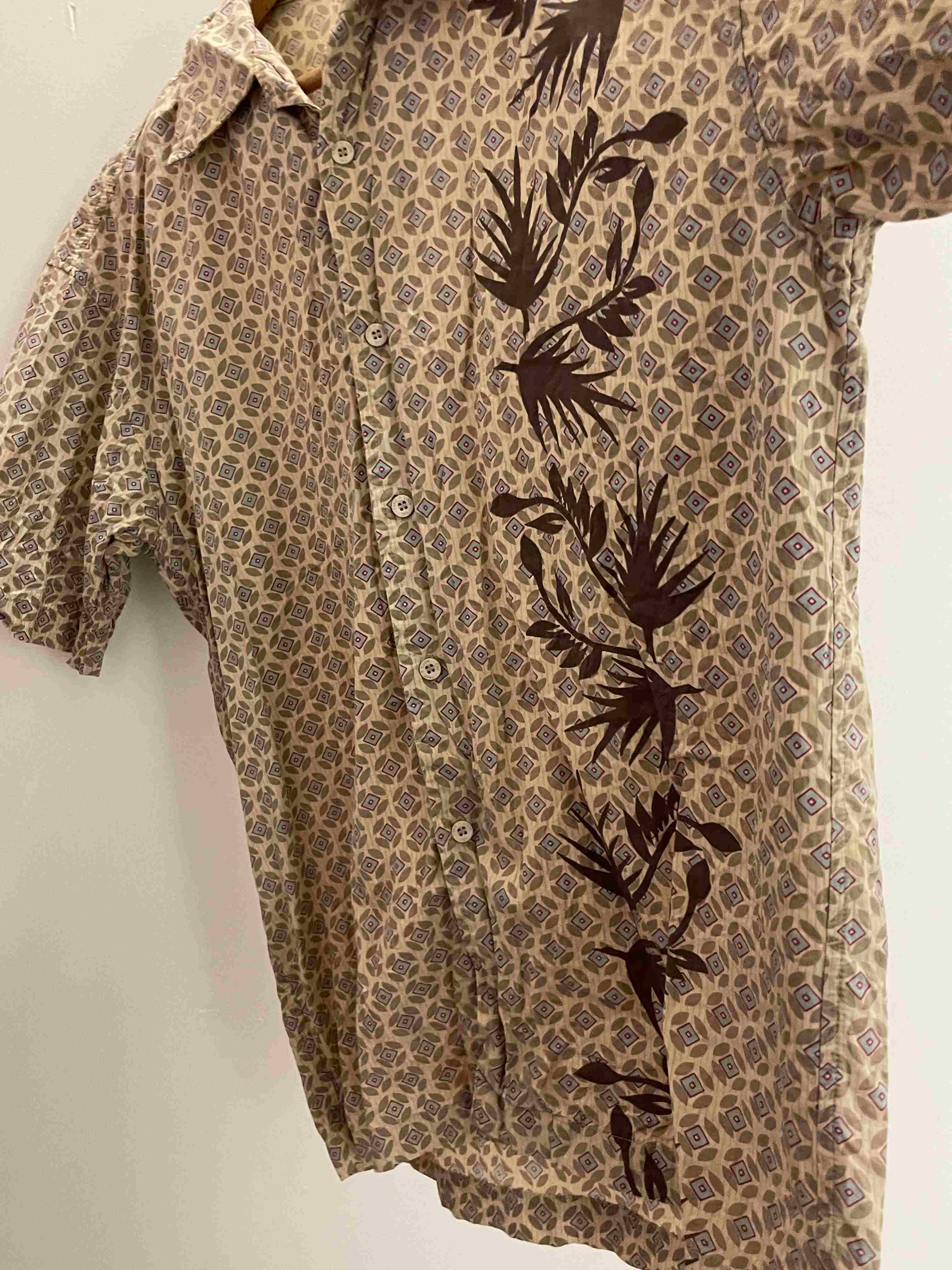 Vintage brown printed pattern small shirt