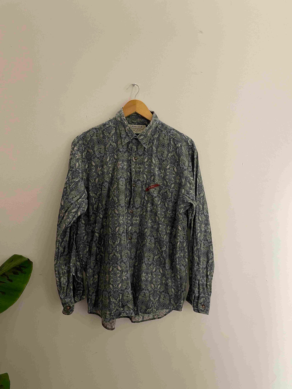 Vintage john hair blue abstract pattern shirt size S