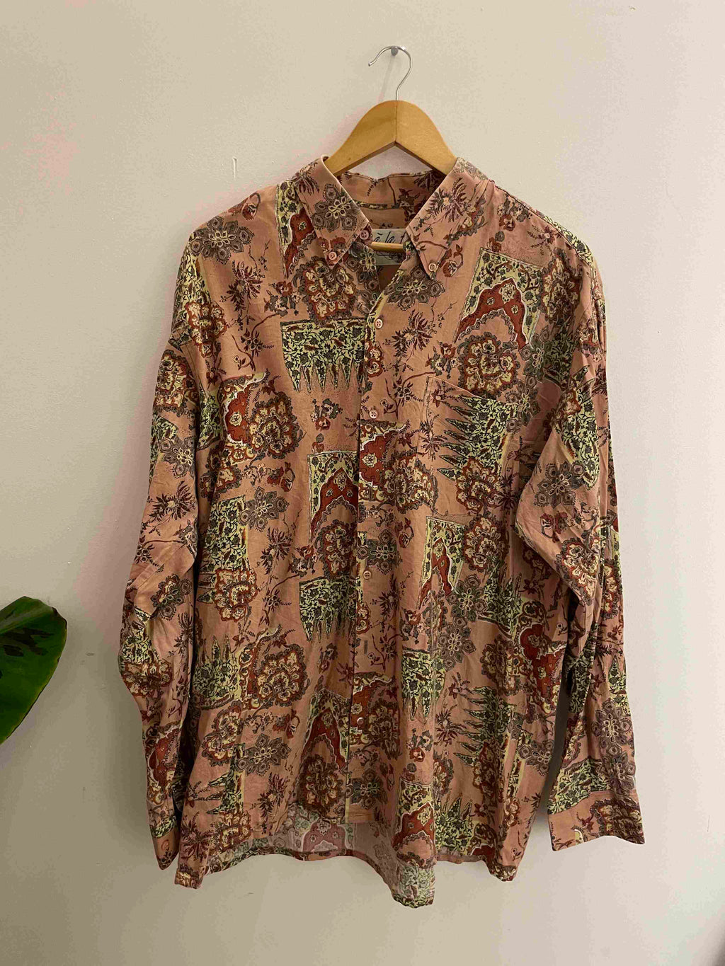 Vintage a la folie peach floral pattern medium long sleeve shirt