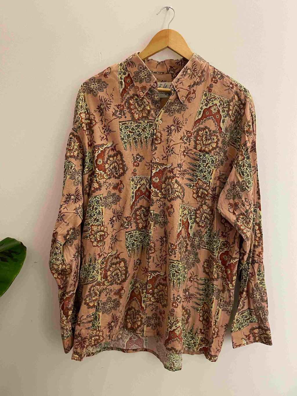 Vintage a la folie peach floral pattern medium long sleeve shirt