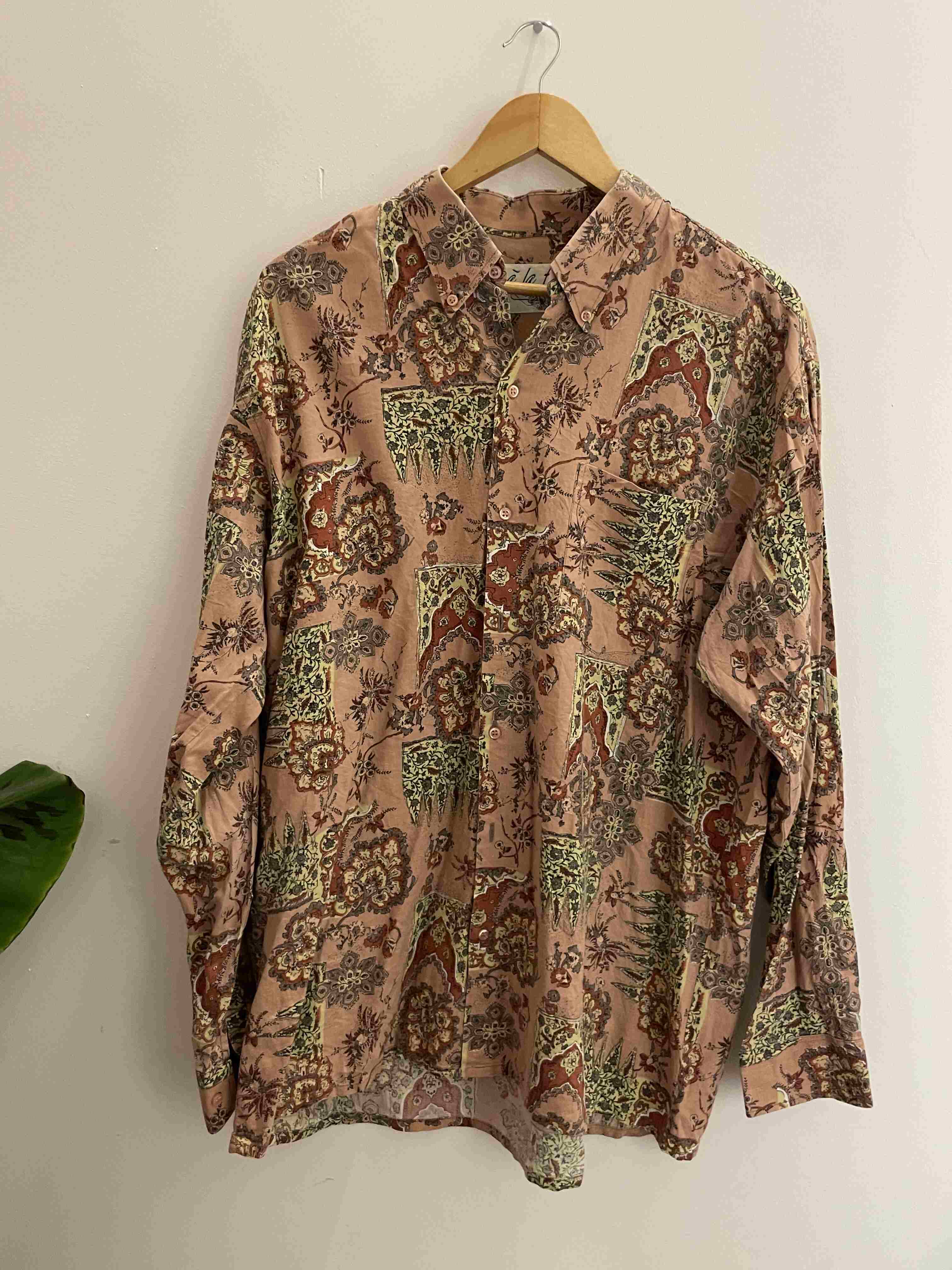 Vintage a la folie peach floral pattern medium long sleeve shirt