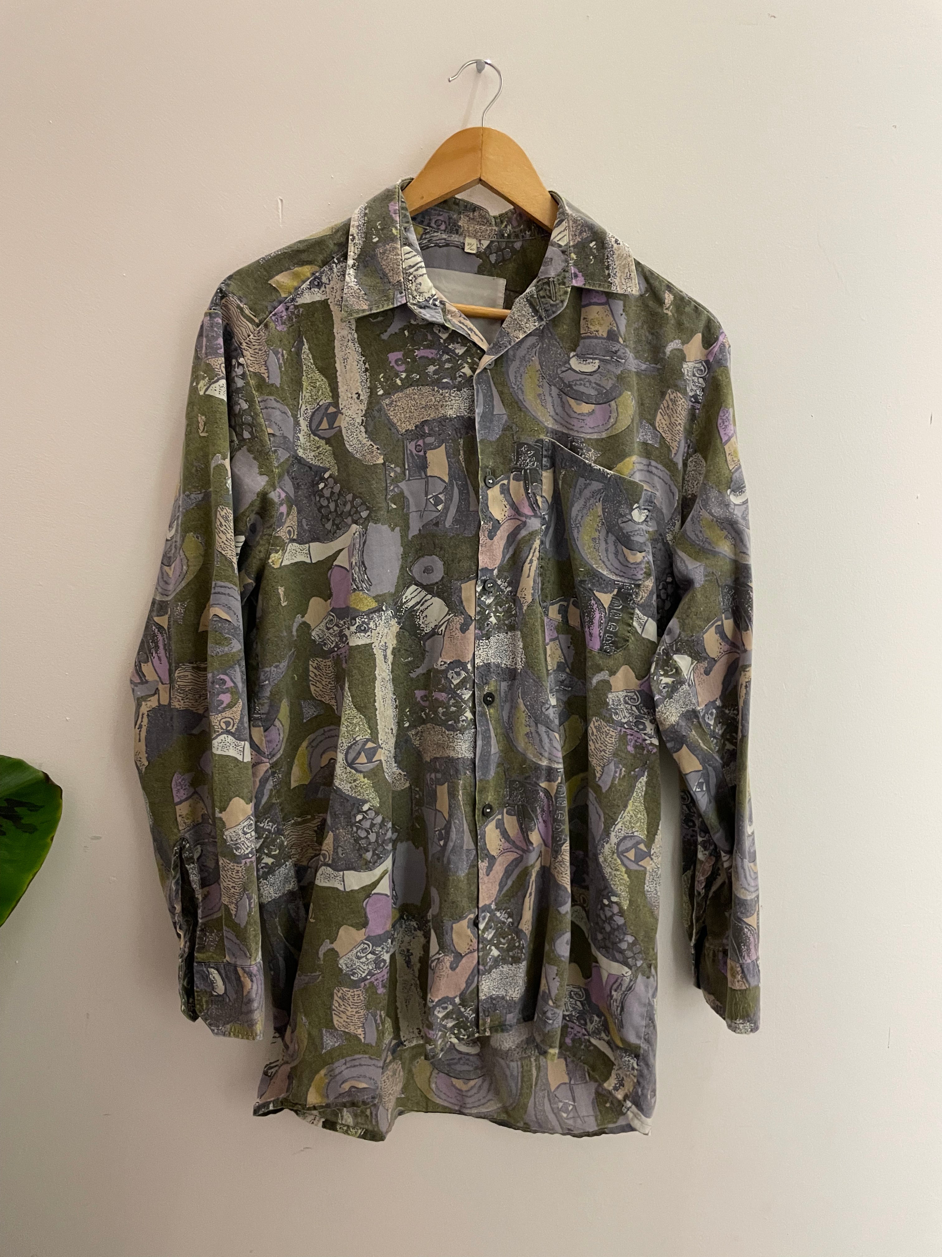 Vintage multi abstract pattern festive mens long sleeve shirt size M