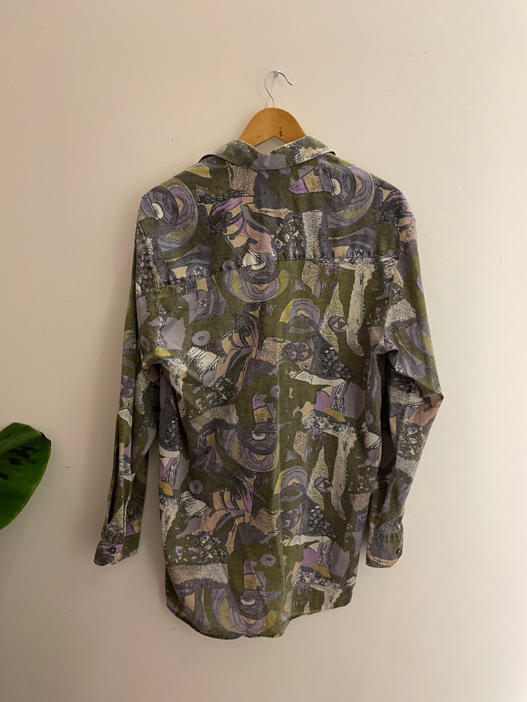 Vintage multi abstract pattern festive mens long sleeve shirt size M