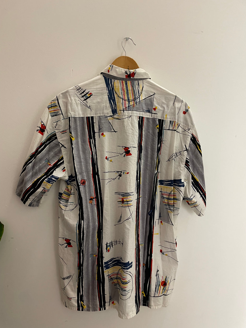 Vintage white abstract pattern mens short sleeve shirt M