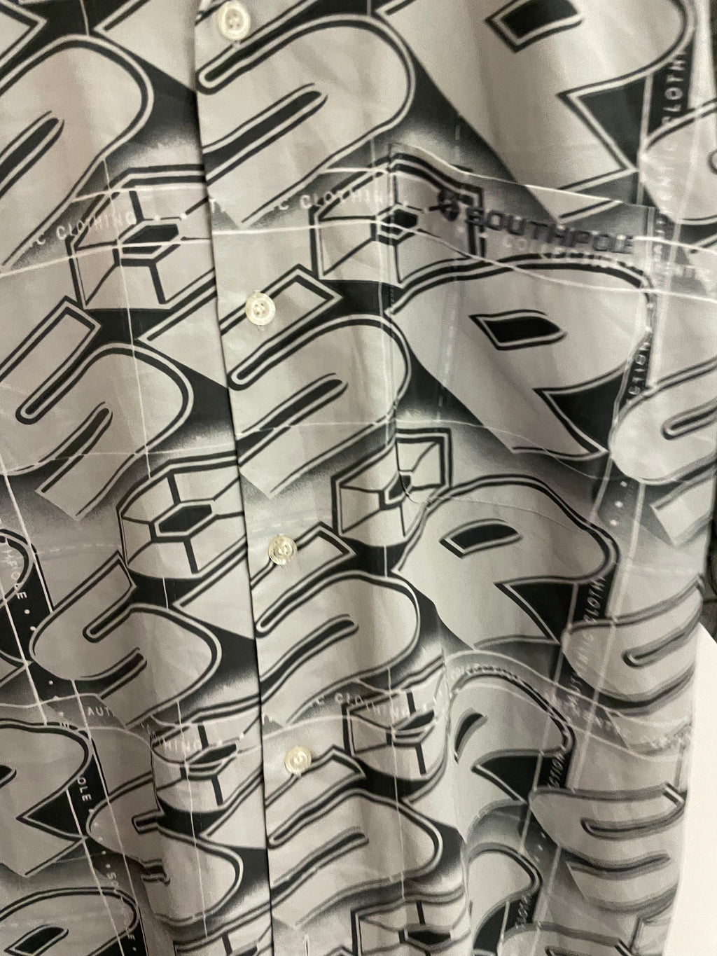 Vintage southpole grey printed pattern medium mens shirt