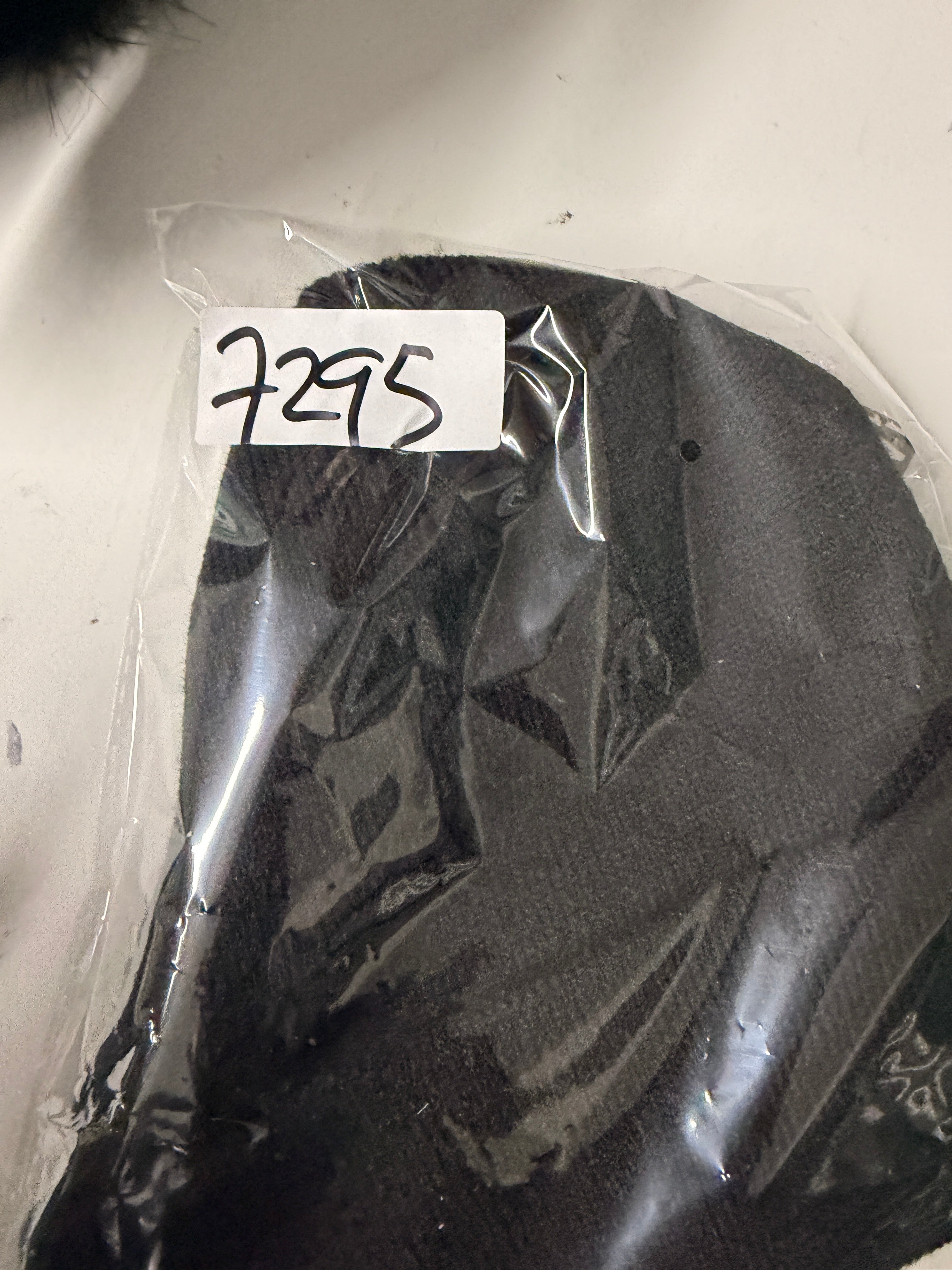 Black beanie SKU 7295