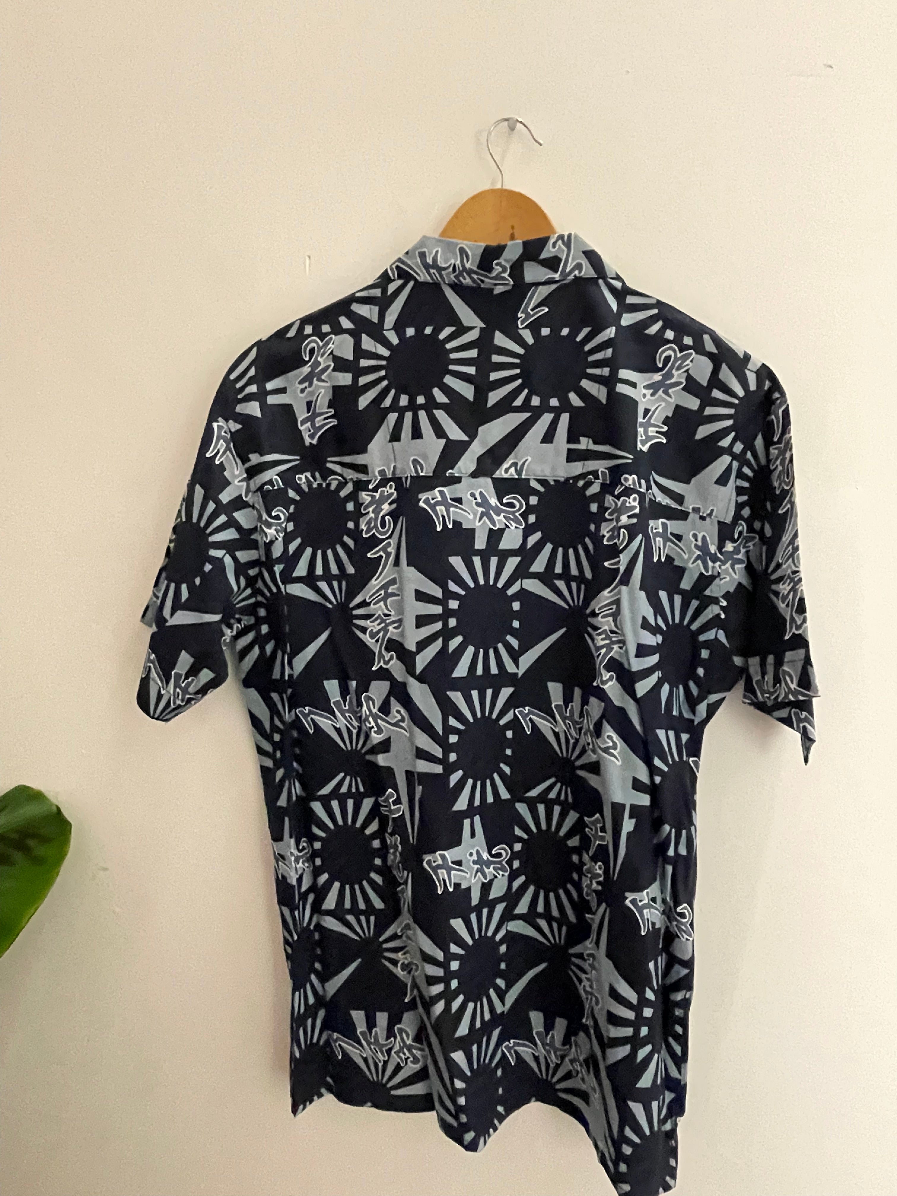 Vintage clockhouse blue abstract pattern mens short sleeve shirt