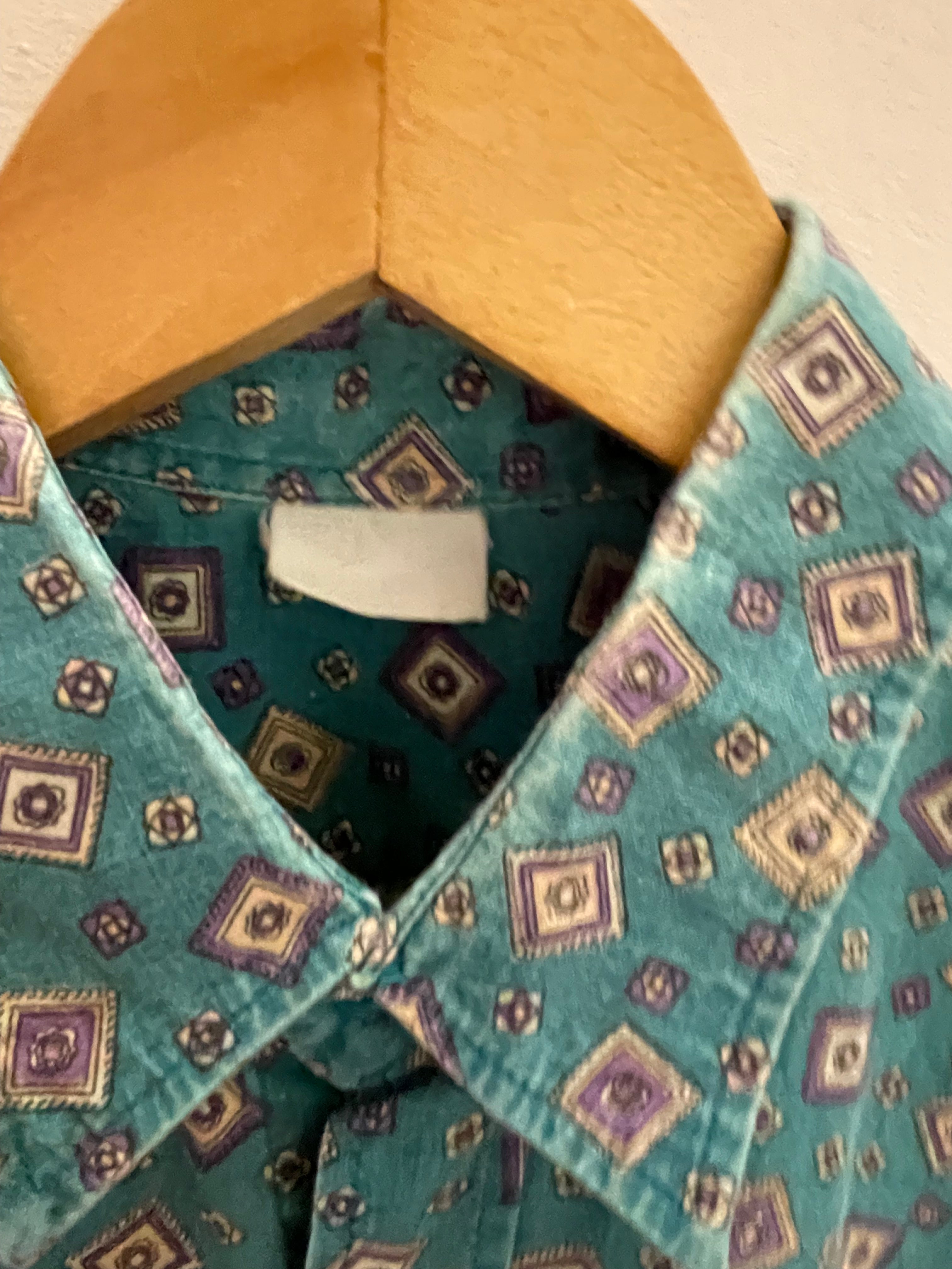 Vintage green abstract pattern mens shirt size M