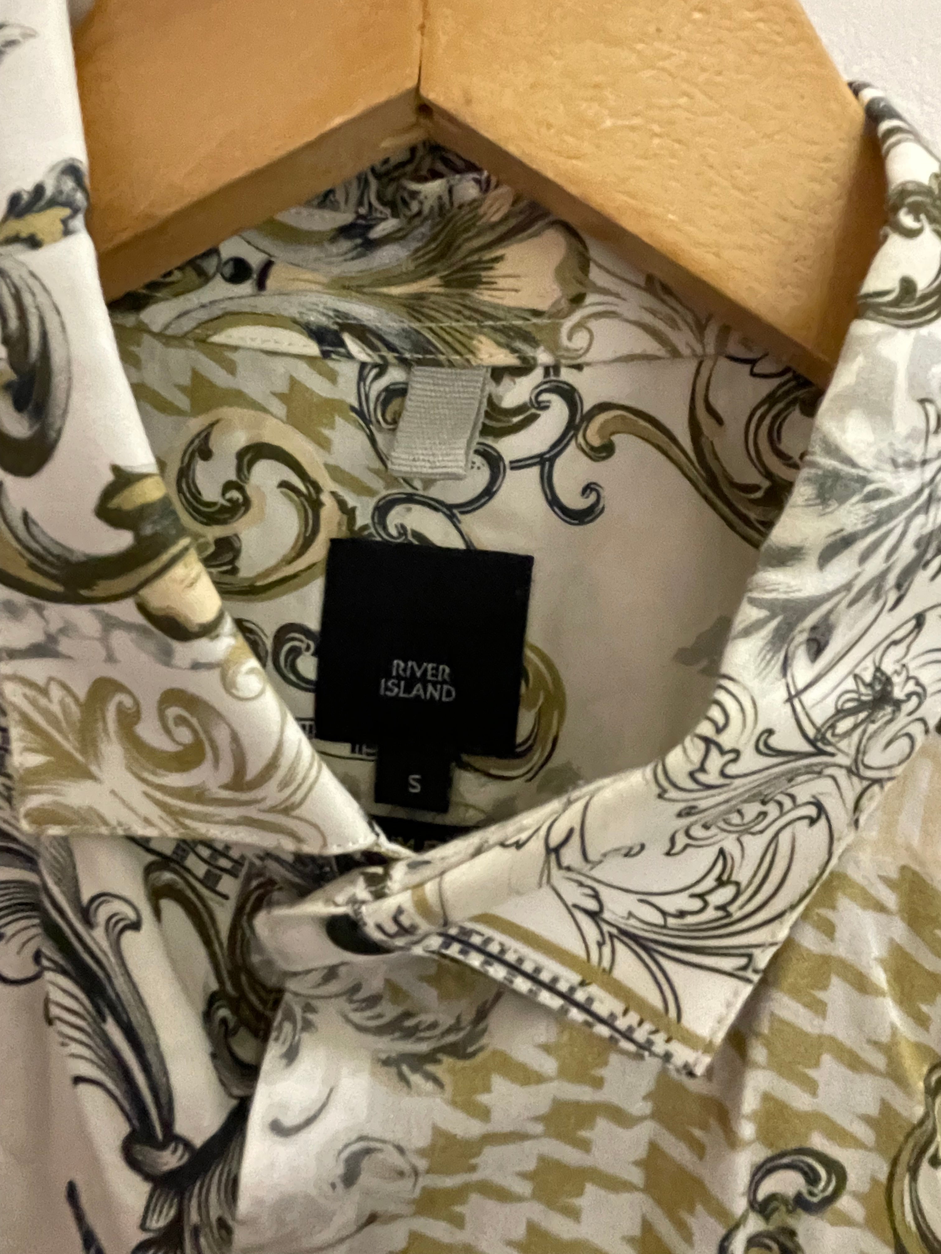 Vintage cream river island abstract pattern mens small short sleeve shirt