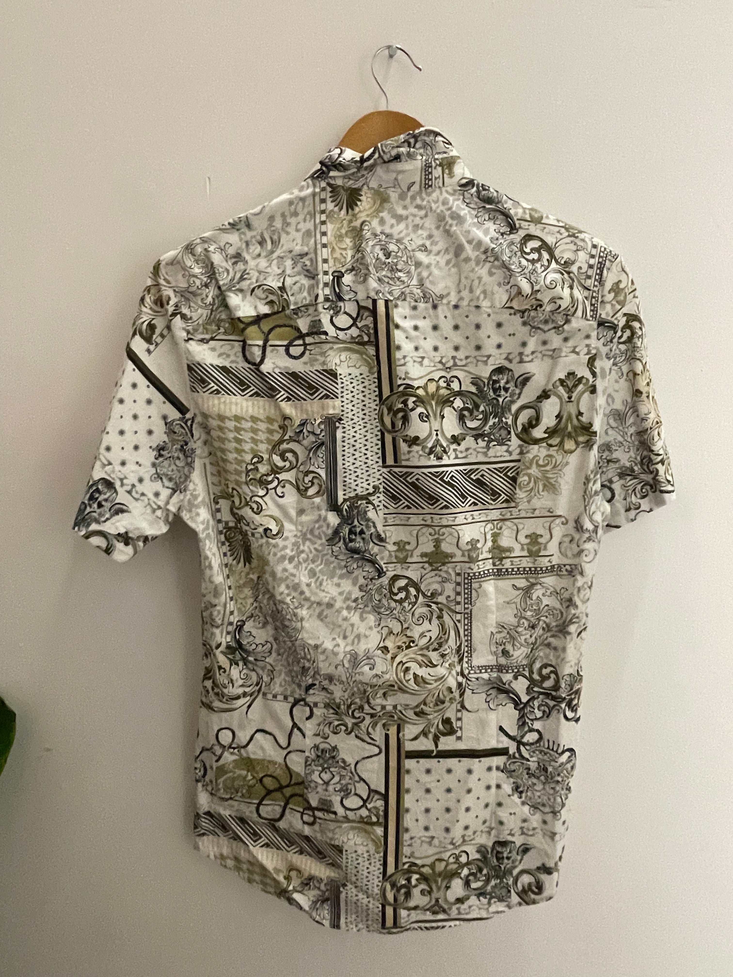 Vintage cream river island abstract pattern mens small short sleeve shirt
