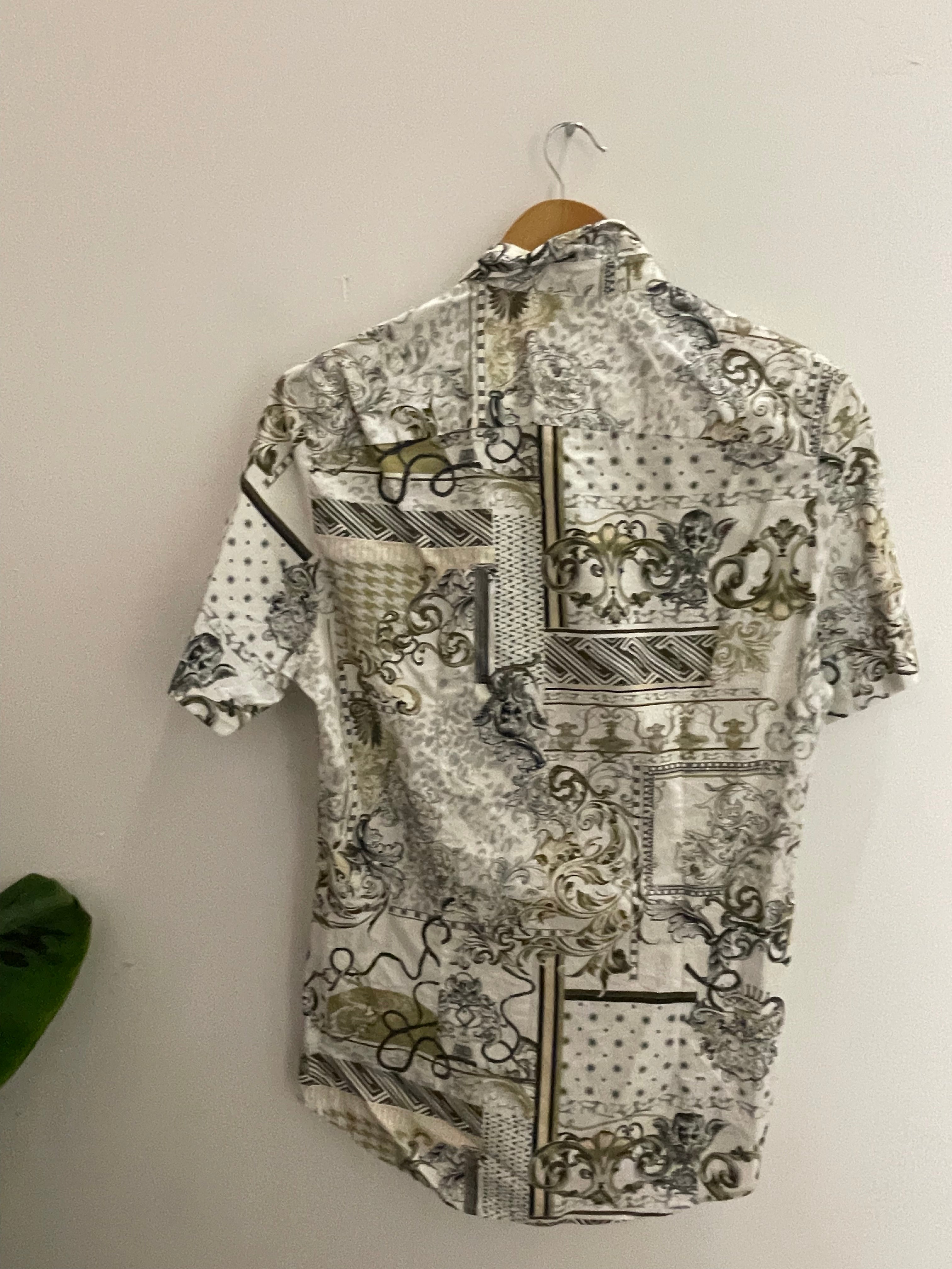 Vintage cream river island abstract pattern mens small short sleeve shirt