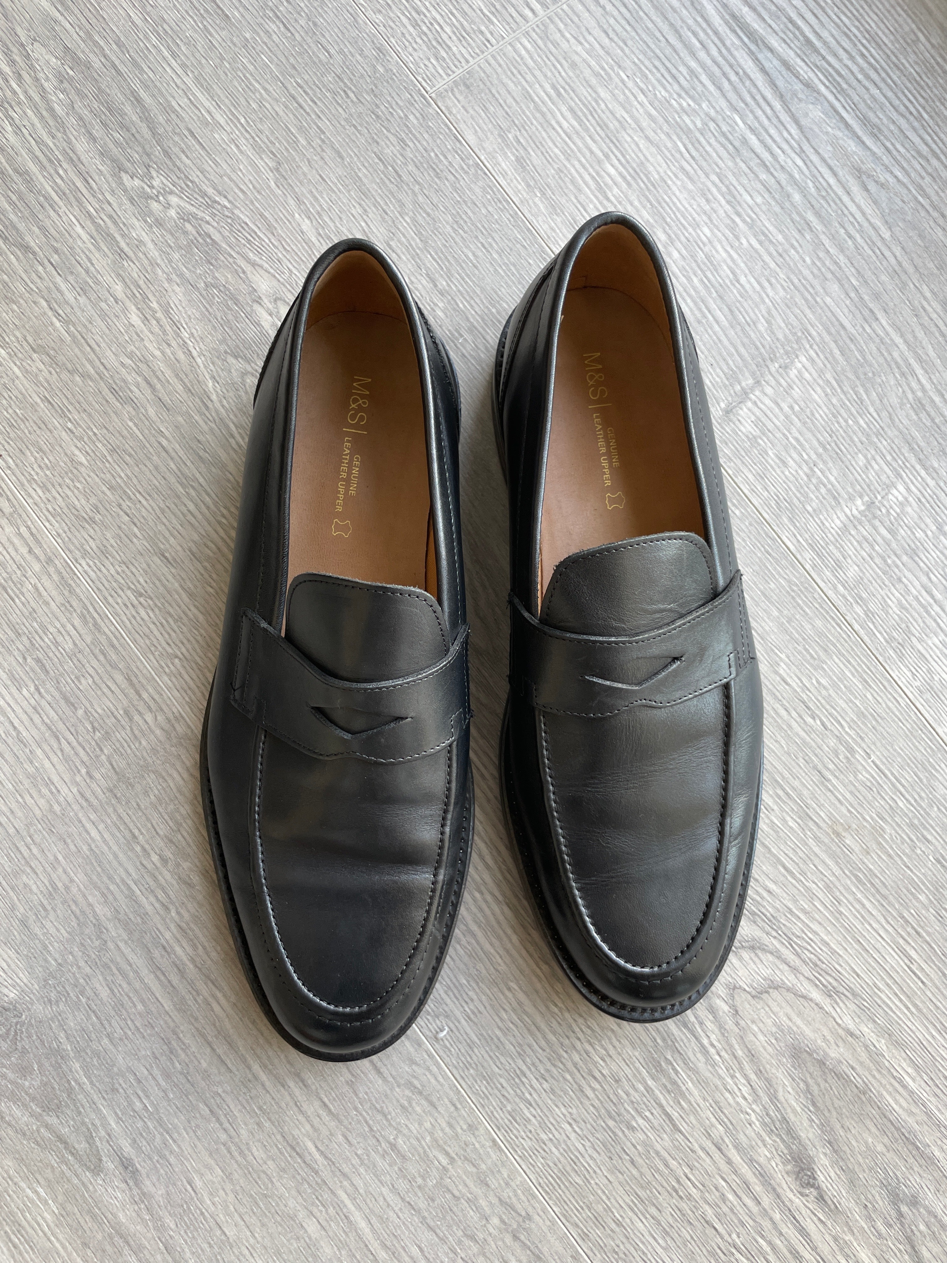 Rubynee vintage y2k Mark & Spencer black loafers