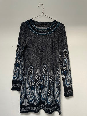 Rubynee Vintage y2k White Mark Women's Sandrine Embroidered Sweater Dress
