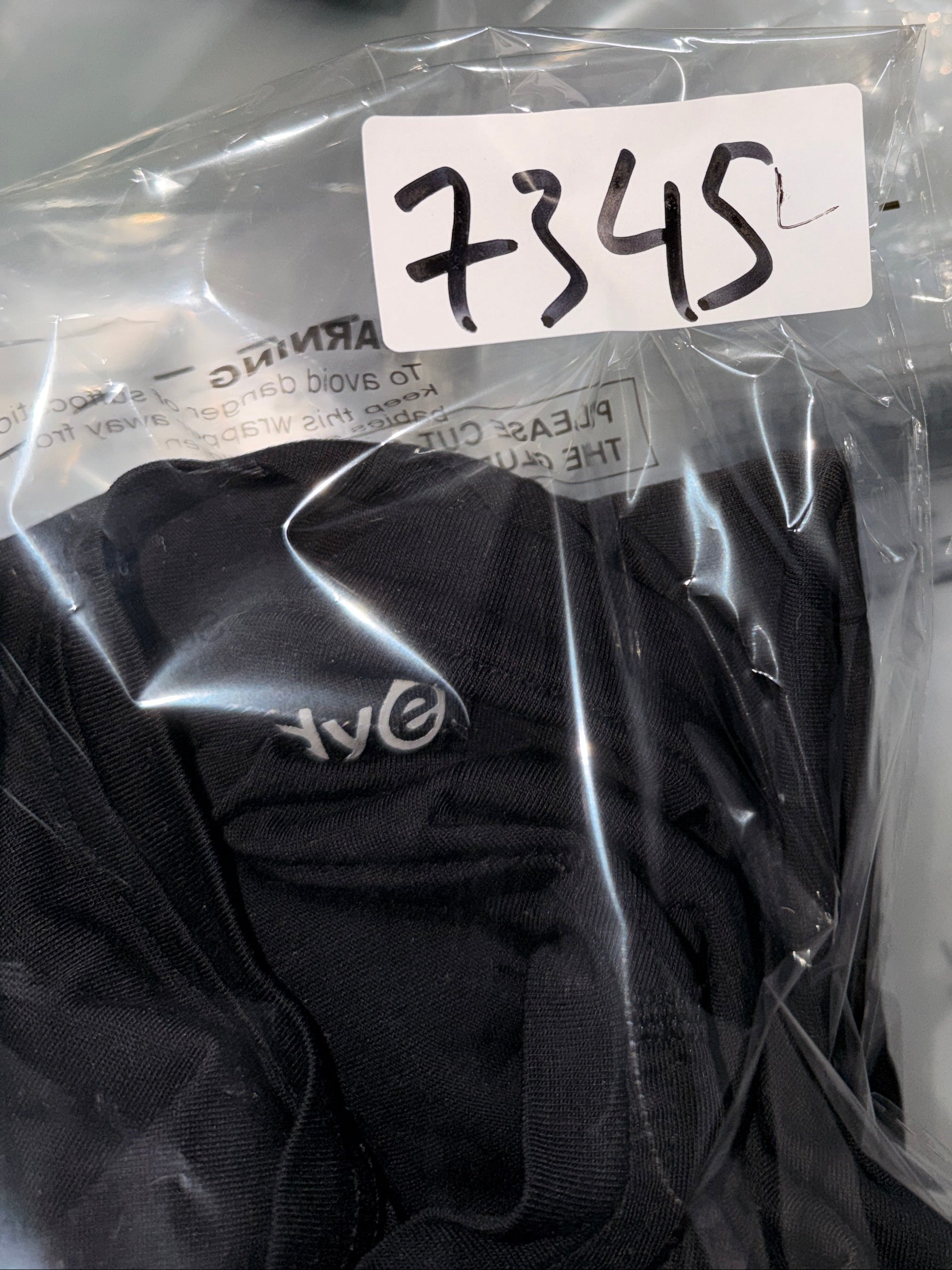 Vintage Black Adidas Training T-Shirt - Size L