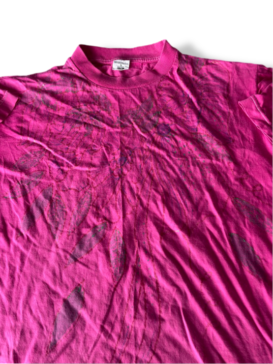 Vintage pink graphics print short sleeve tees in S| L25 W21| SKU 4752
