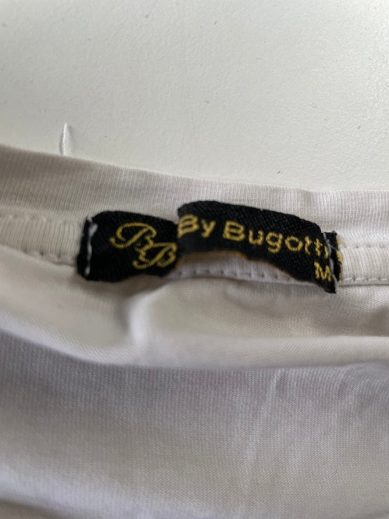 Vintage Bugatti men's Lion graphics regular fit white tees in M|L28 W19| SKU 4785