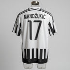Adidas Juventus FC 2015/16 home jersey SKU 7403 size M