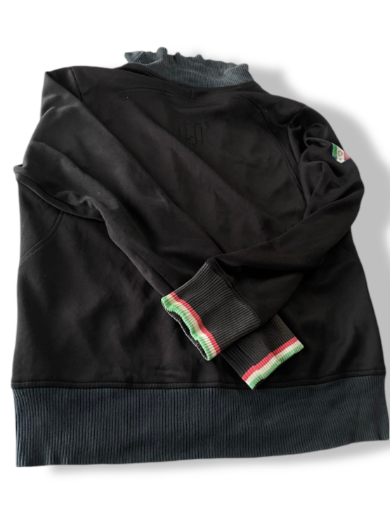 Vintage Puma black full zip wind breaker track top in M/L| L30 W21|SKU 4801