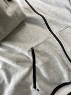Vintage women's grey full zip hoodie in XL| L27 W24| SKU 4804