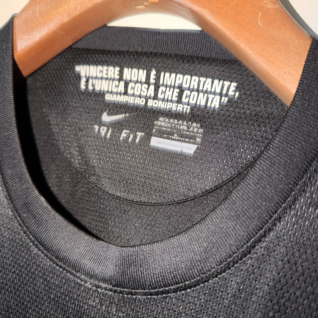 Men's black Juventus 2012/2013 away jersey size M SKU 7421