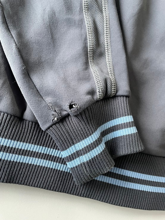 Vintage Puma grey full zip windbreaker track top in M| L26 W20|SKU 4814