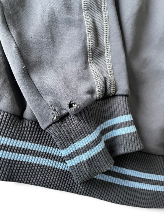 Vintage Puma grey full zip windbreaker track top in M| L26 W20|SKU 4814