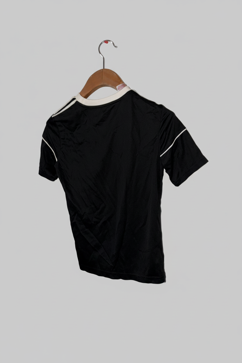 Vintage kids Adidas Squadra 17 football jersey Size 13-14 Years