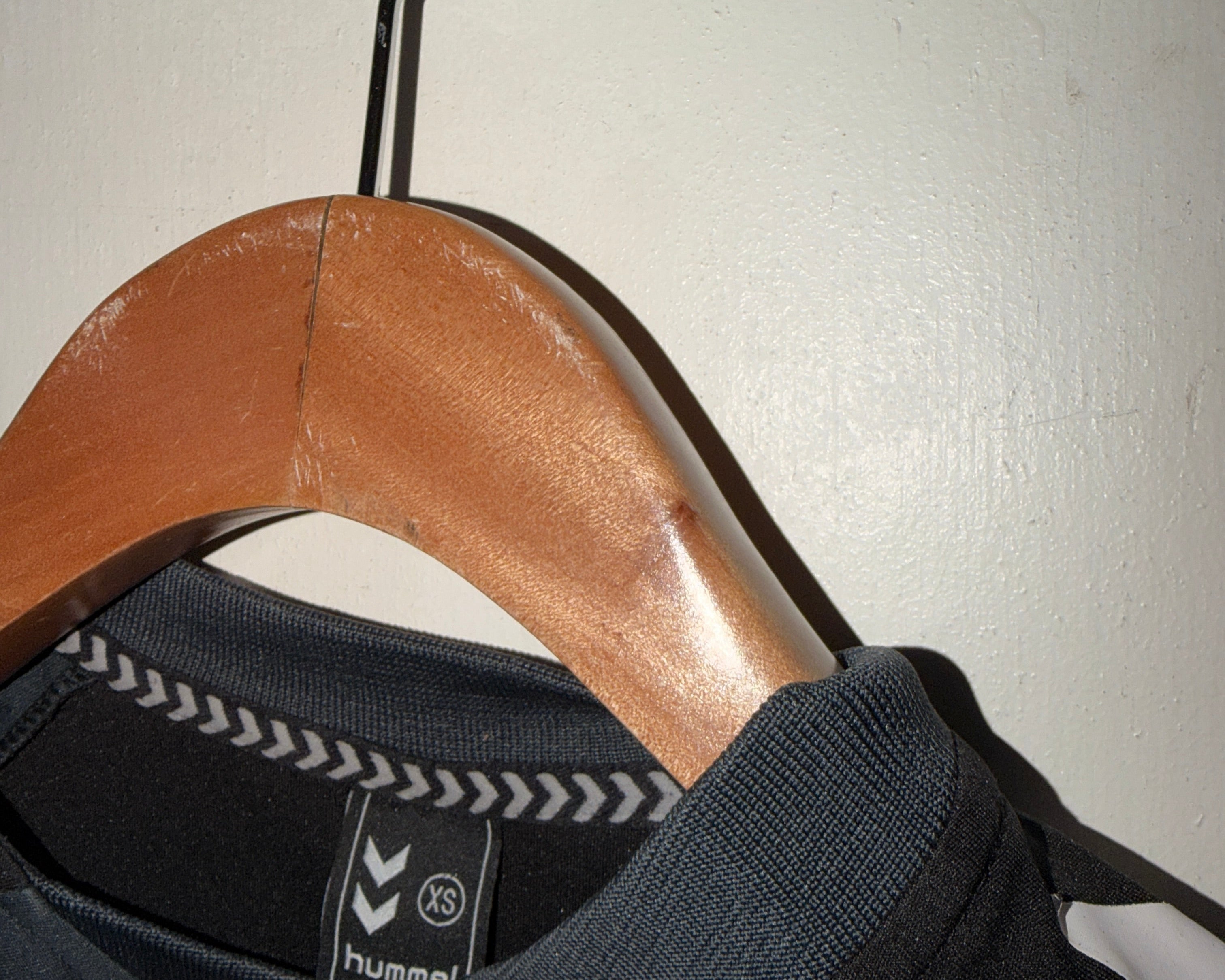 Vintage Women's black Hummel performance t-shirt MISTERMATE Size XS SKU 7445