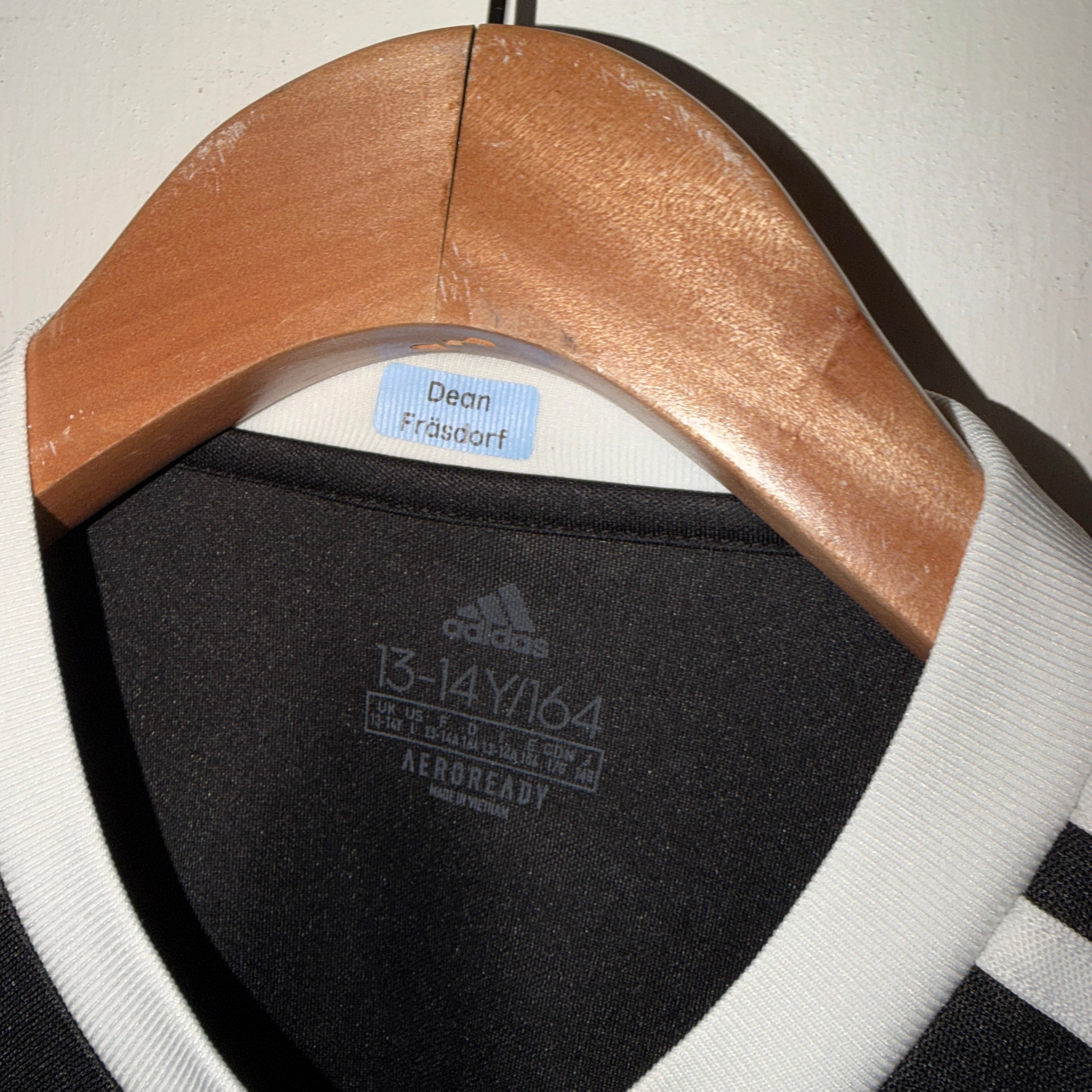 Vintage Adidas Squadra 17 football jersey Kids Size 13-14 Years SKU 7449