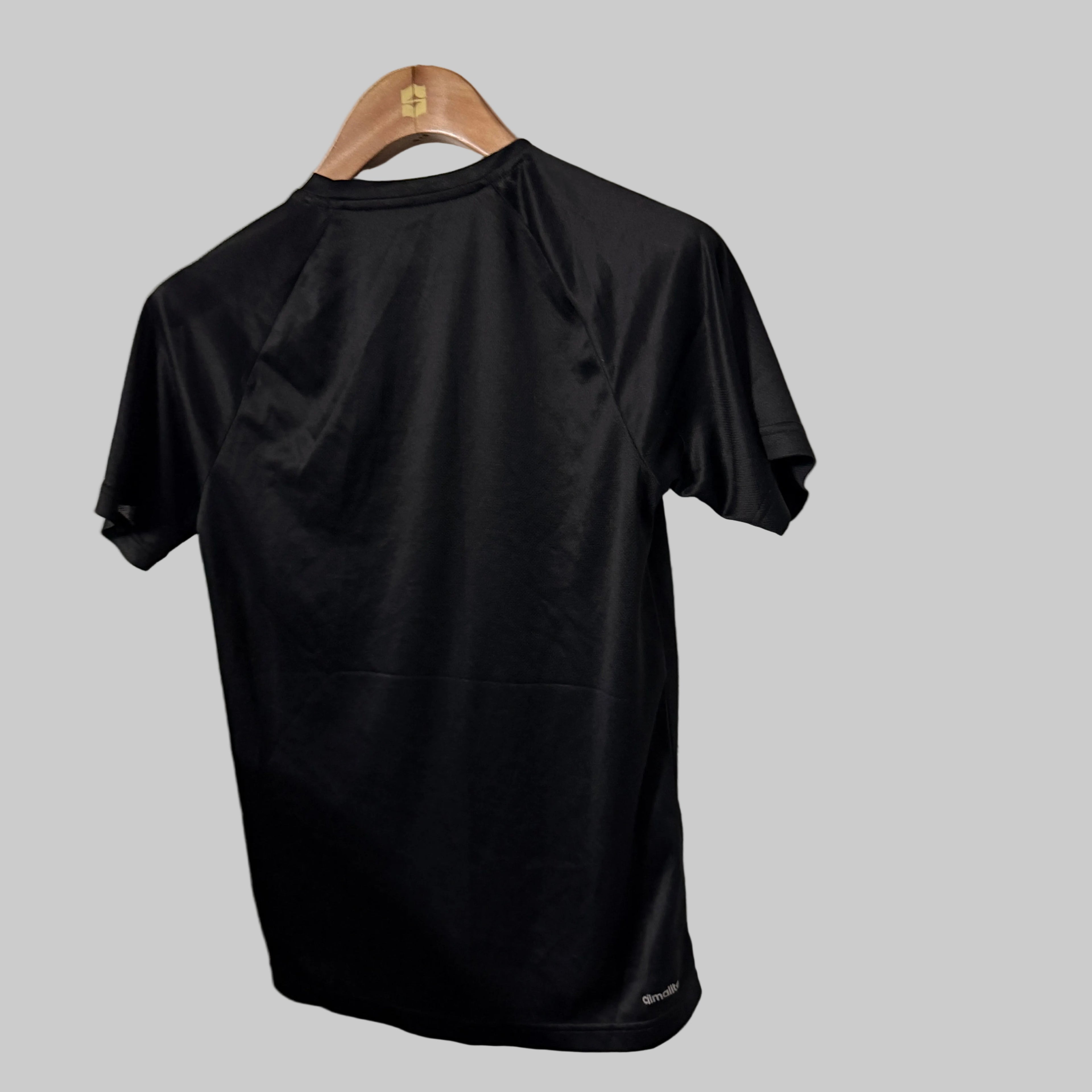 vintage adidas Essentials Big Logo T-Shirt in sz xs SKU:7451