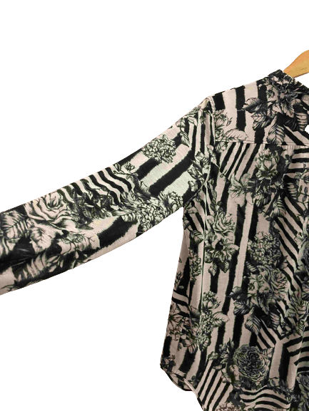 Vintage H&M black and white floral pattern medium women shirt