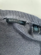 Vintage men's grey Venheusen studio V-neck long sleeve sweatshirt in L|L27 W23|SKU 4836