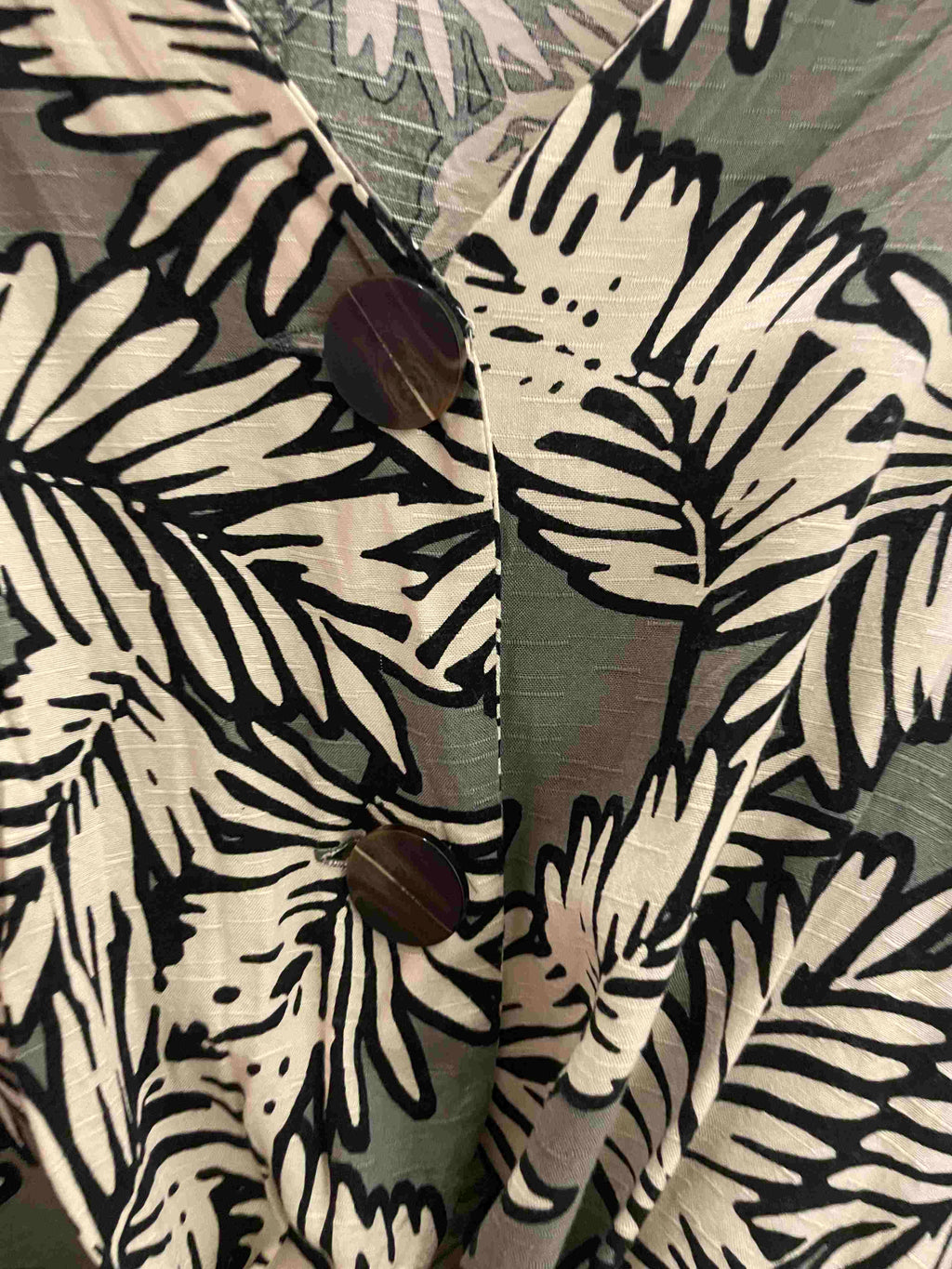 Vintage grey leaf print women's Cropped top size 14