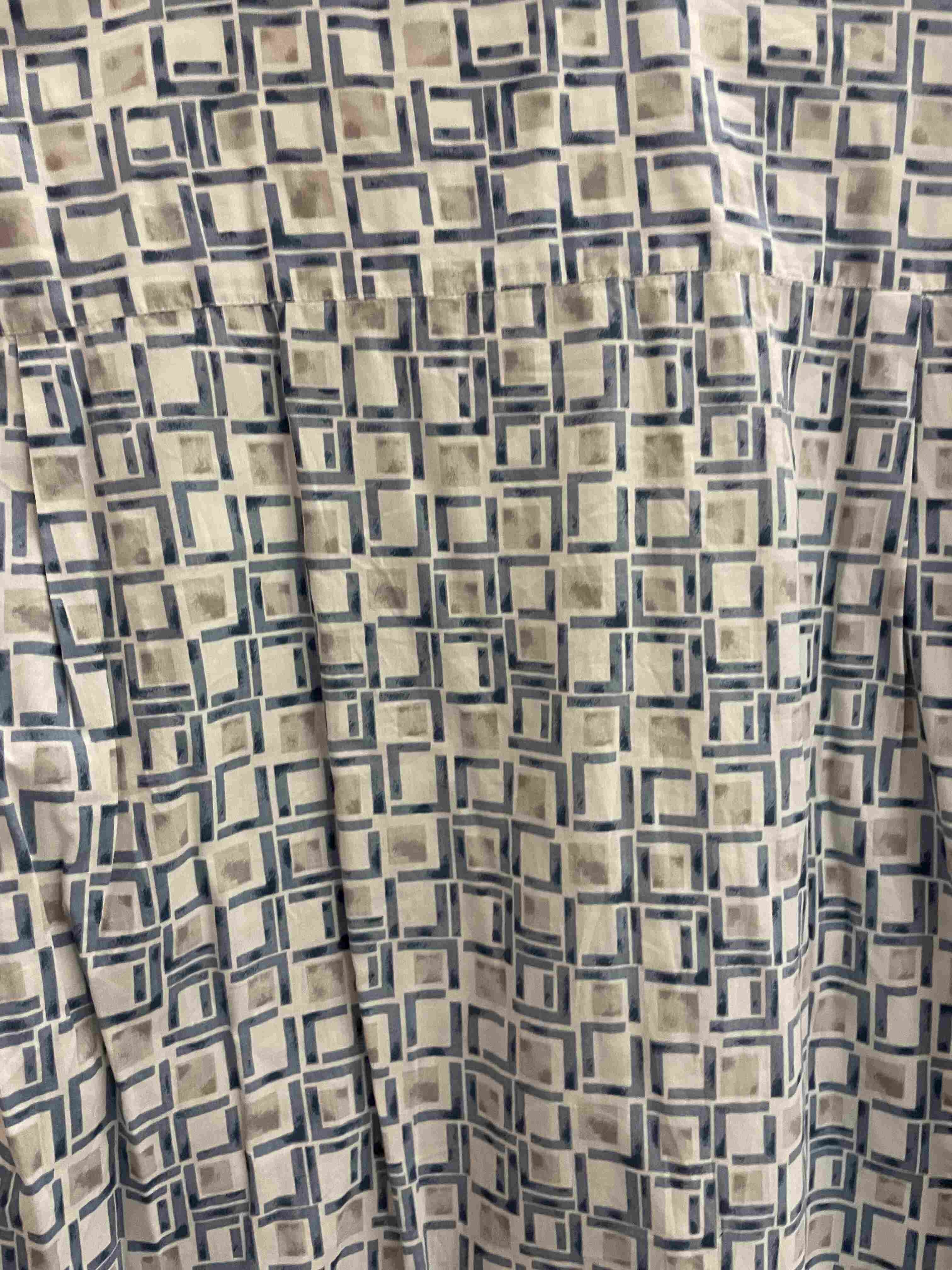 Vintage Biaginni white square print large shirt