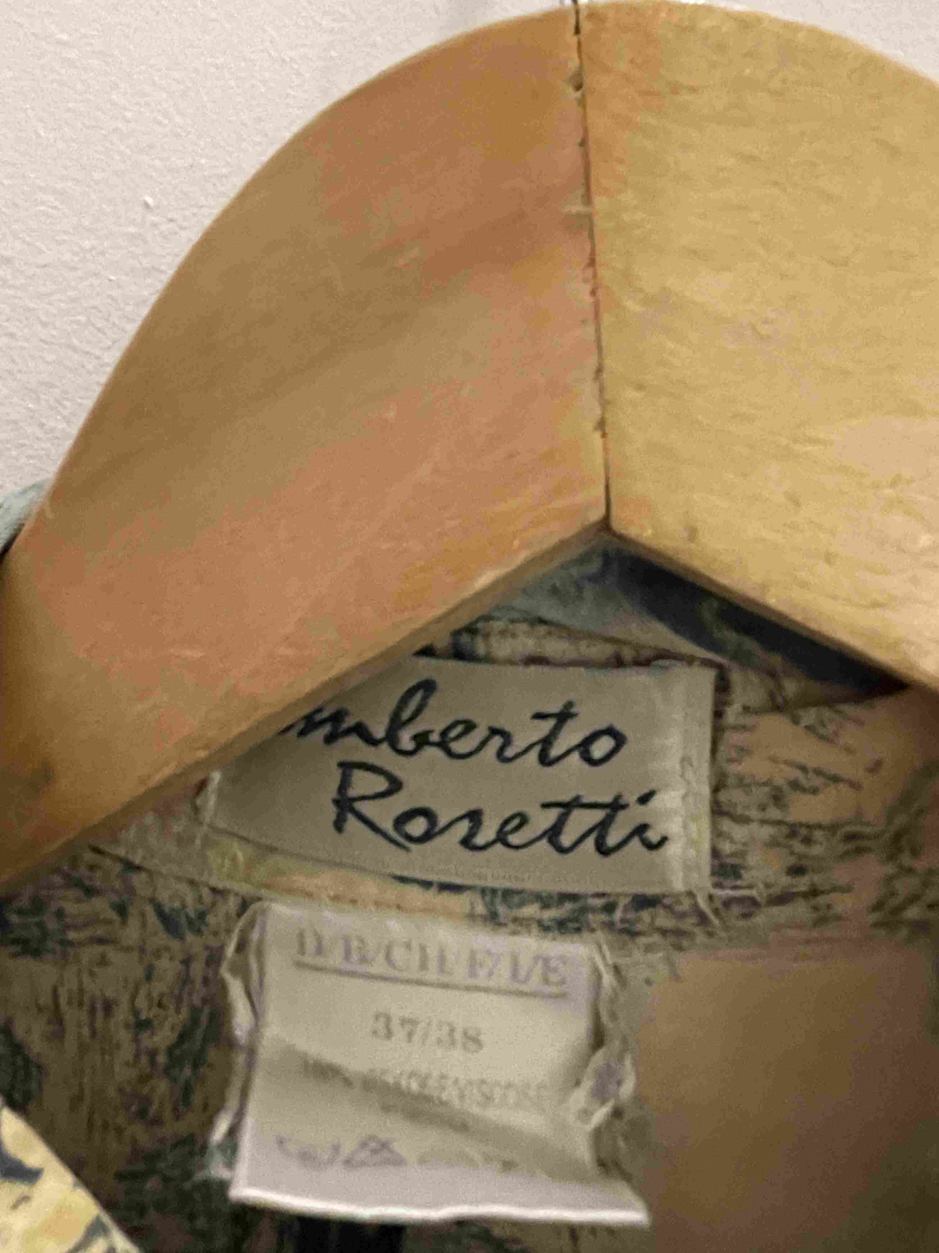 Vintage Amberto Rosetti cream abstract pattern festive small shirt