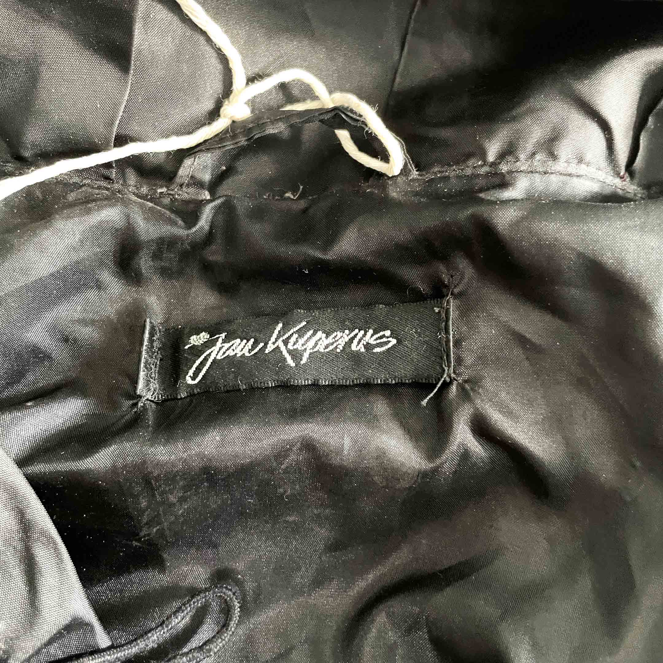 Vintage women You Kuperus black full zip black hooded winter jacket in S|L25 W14|SKU 6378