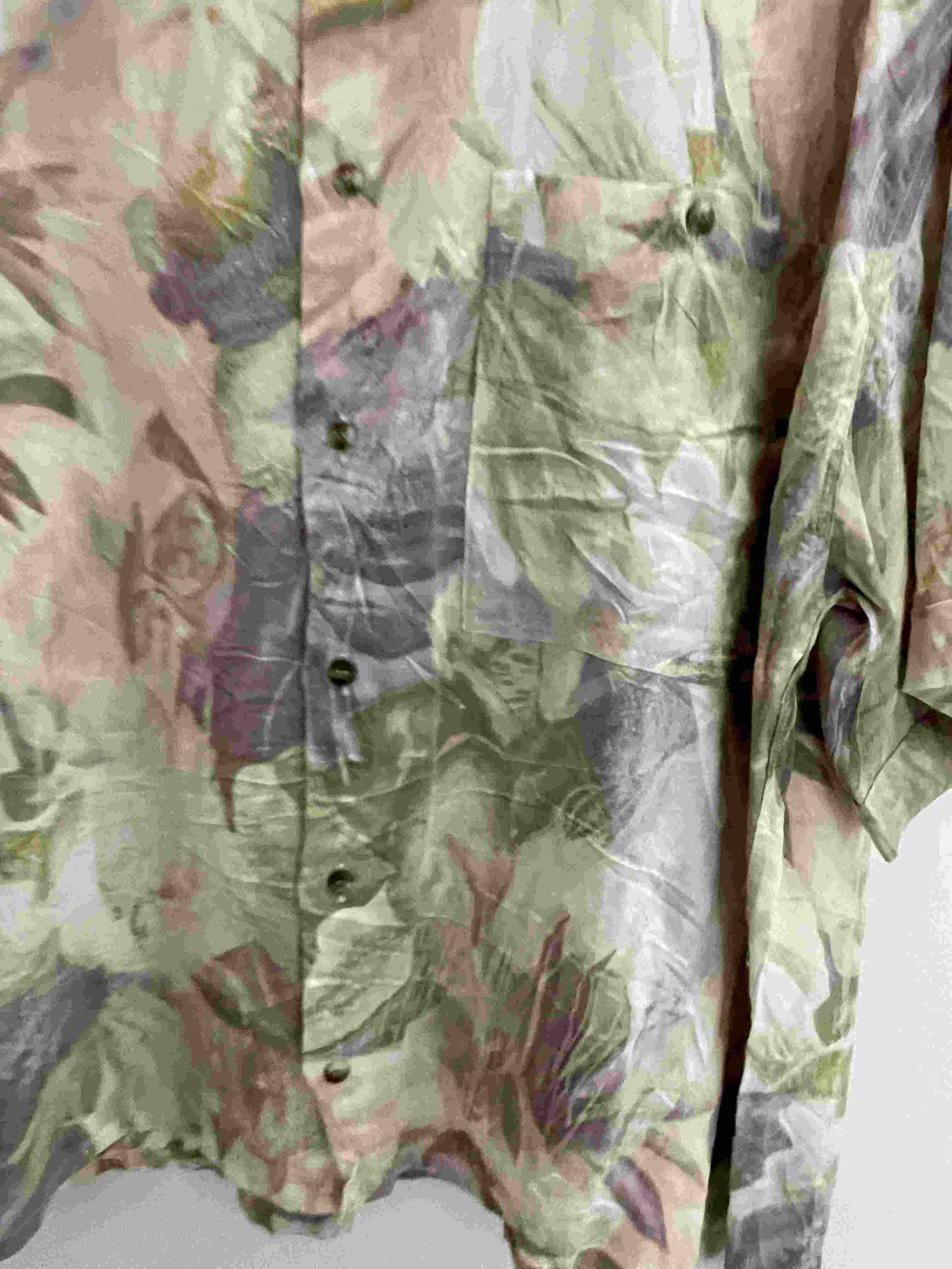 Vintage cream Auro floral print festive mens medium shirt