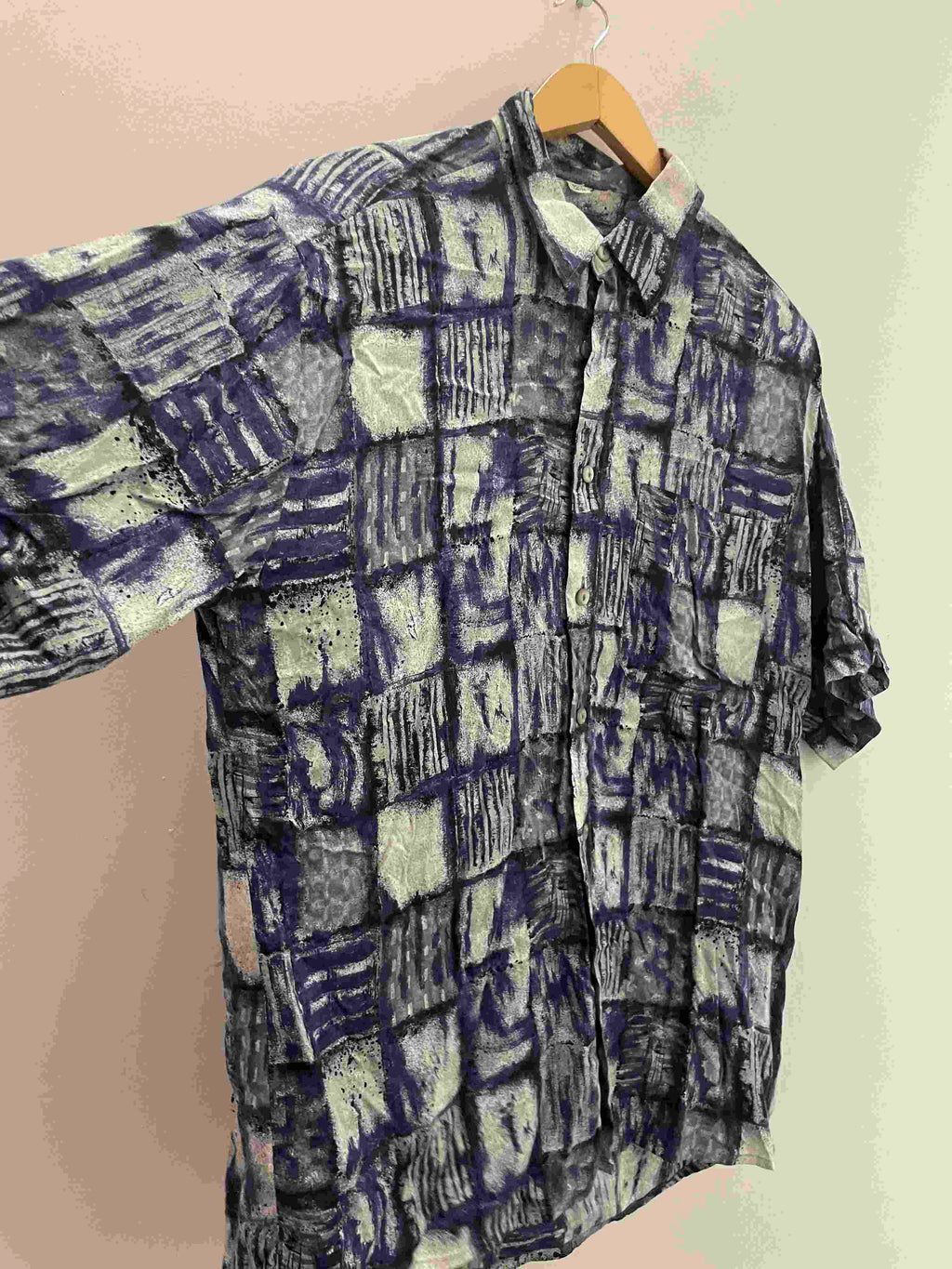 Vintage blue mens abstract festive pattern mens shirt size M
