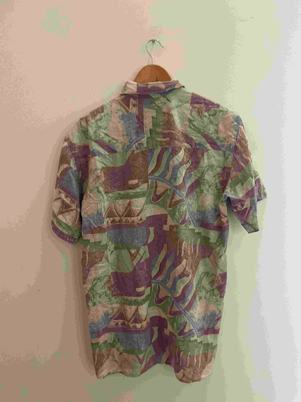 Vintage multi abstract festive pattern mens shirt size M