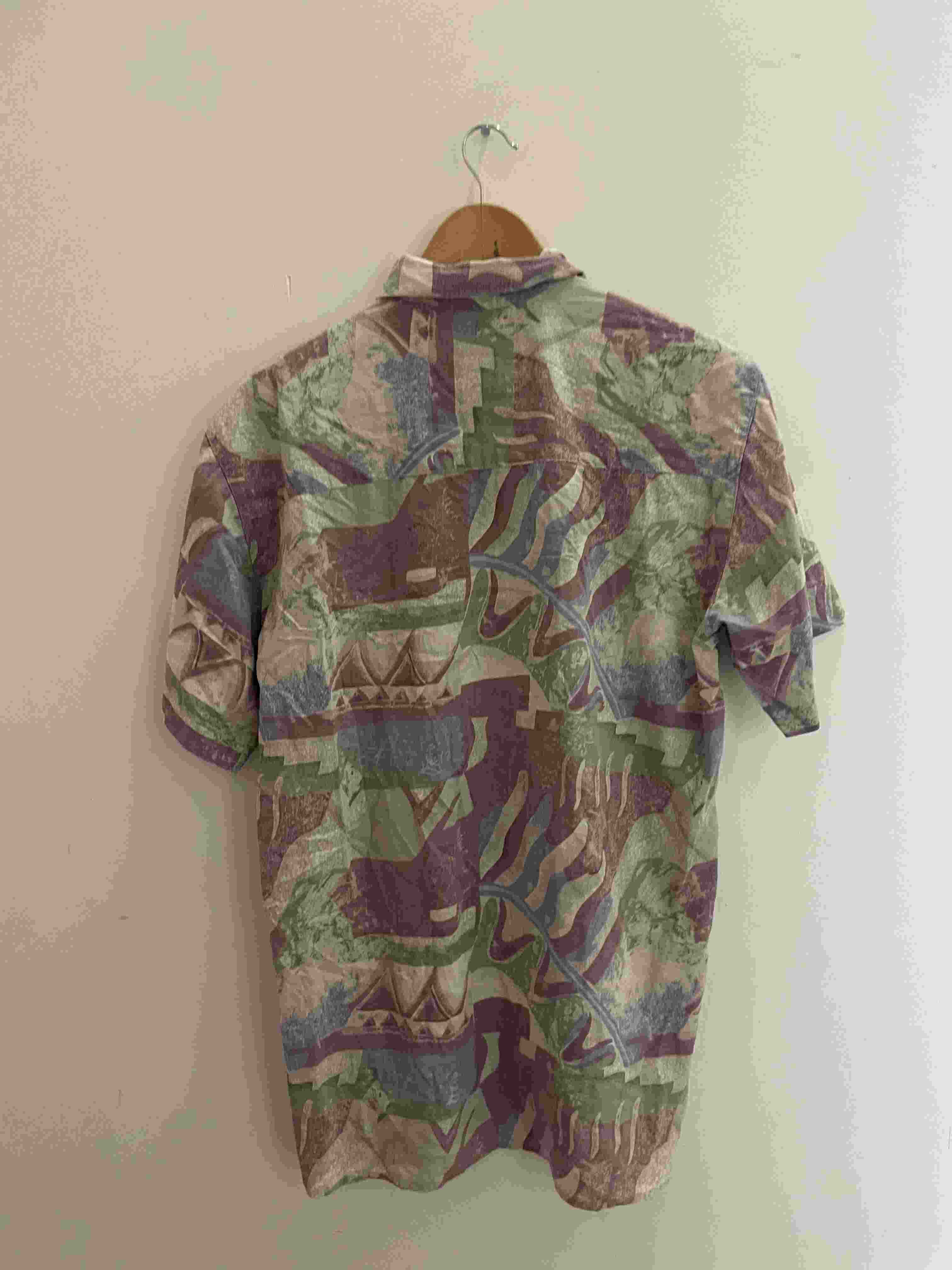 Vintage multi abstract festive pattern mens shirt size M