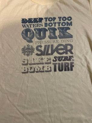 Rubynee Vintage y2k Quiksilver cream T-shirt