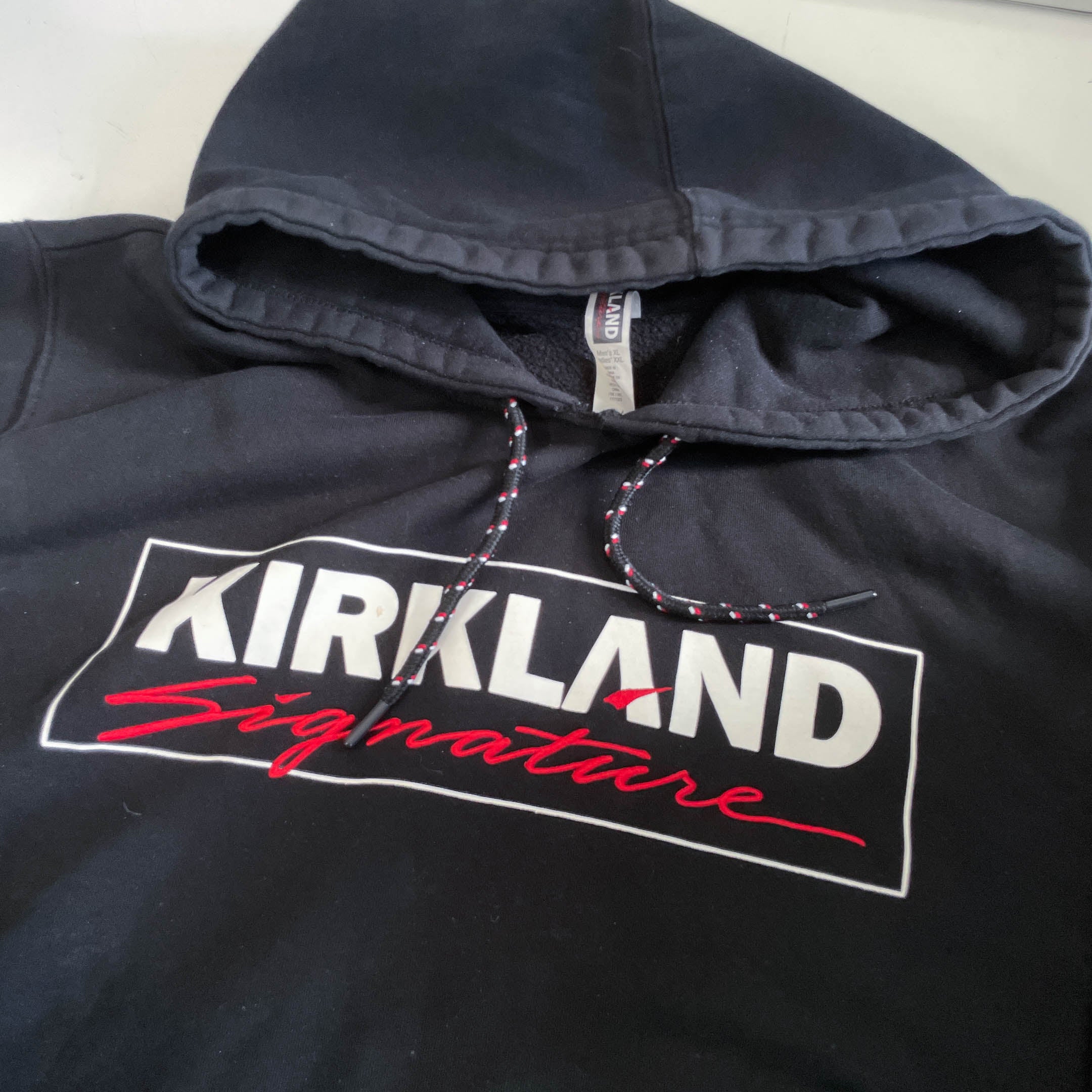 Vintage unisex Kirkland Signature graphics print black oversize hoodie in XL|L26 W25|SKU 6418