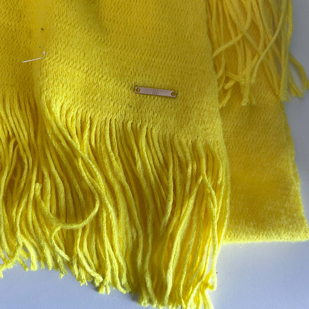 Vintage women Yellow River Island Pashmina rectangular scarf|L80 W22|SKU 6425