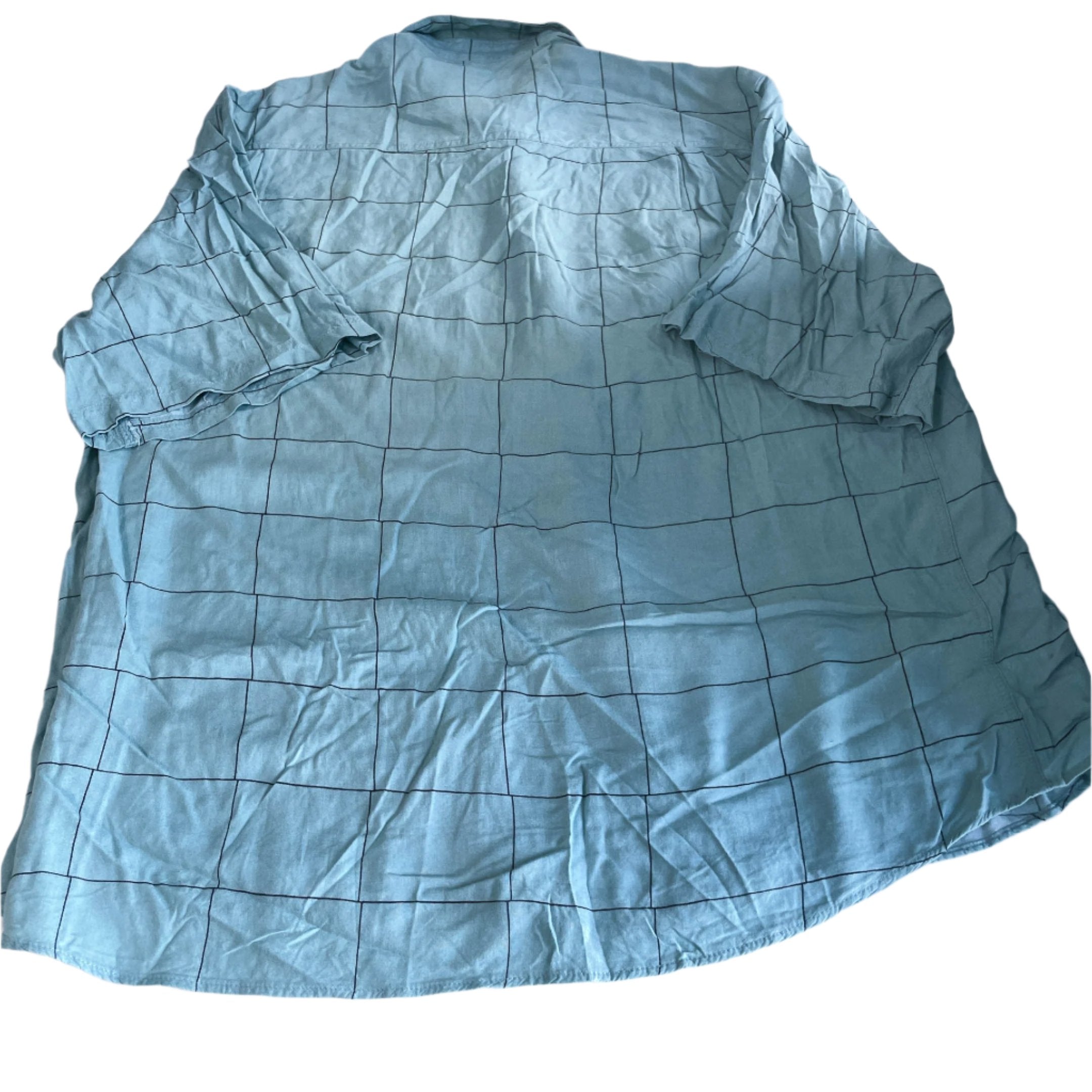 Vintage men Trojani blue checkered short sleeve shirt in L|L31 W22|SKU 6451