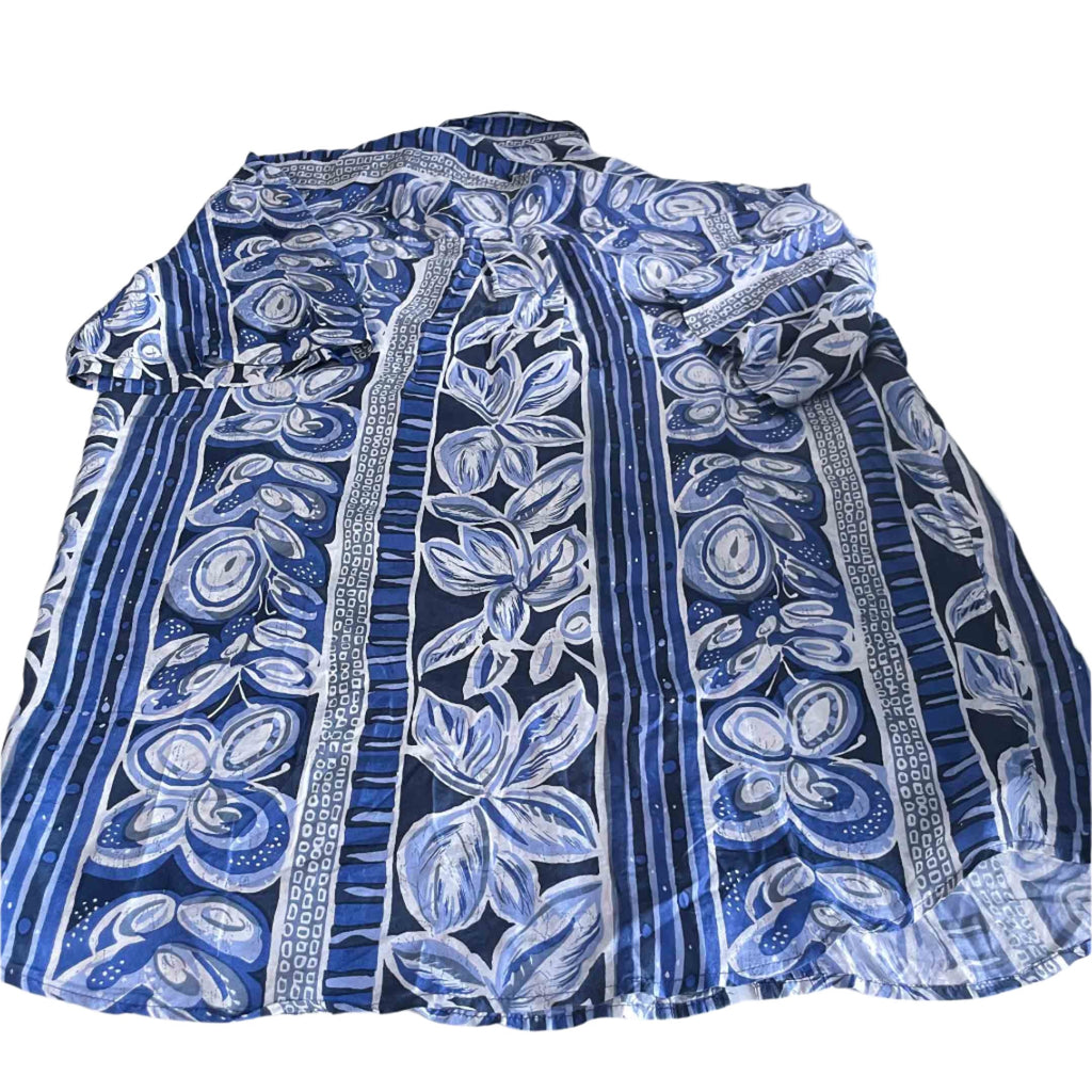 Vintage men Bogari blue floral hawaii short sleeve shirt in L/XL|L34 W22|SKU 6453