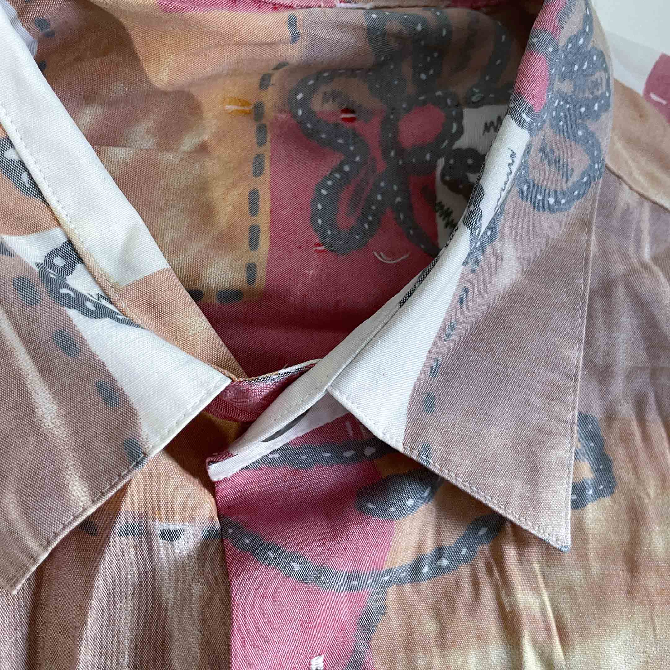 Vintage men hawaiin multi patterned short sleeve shirt in L|L32 W21|SKU 6456