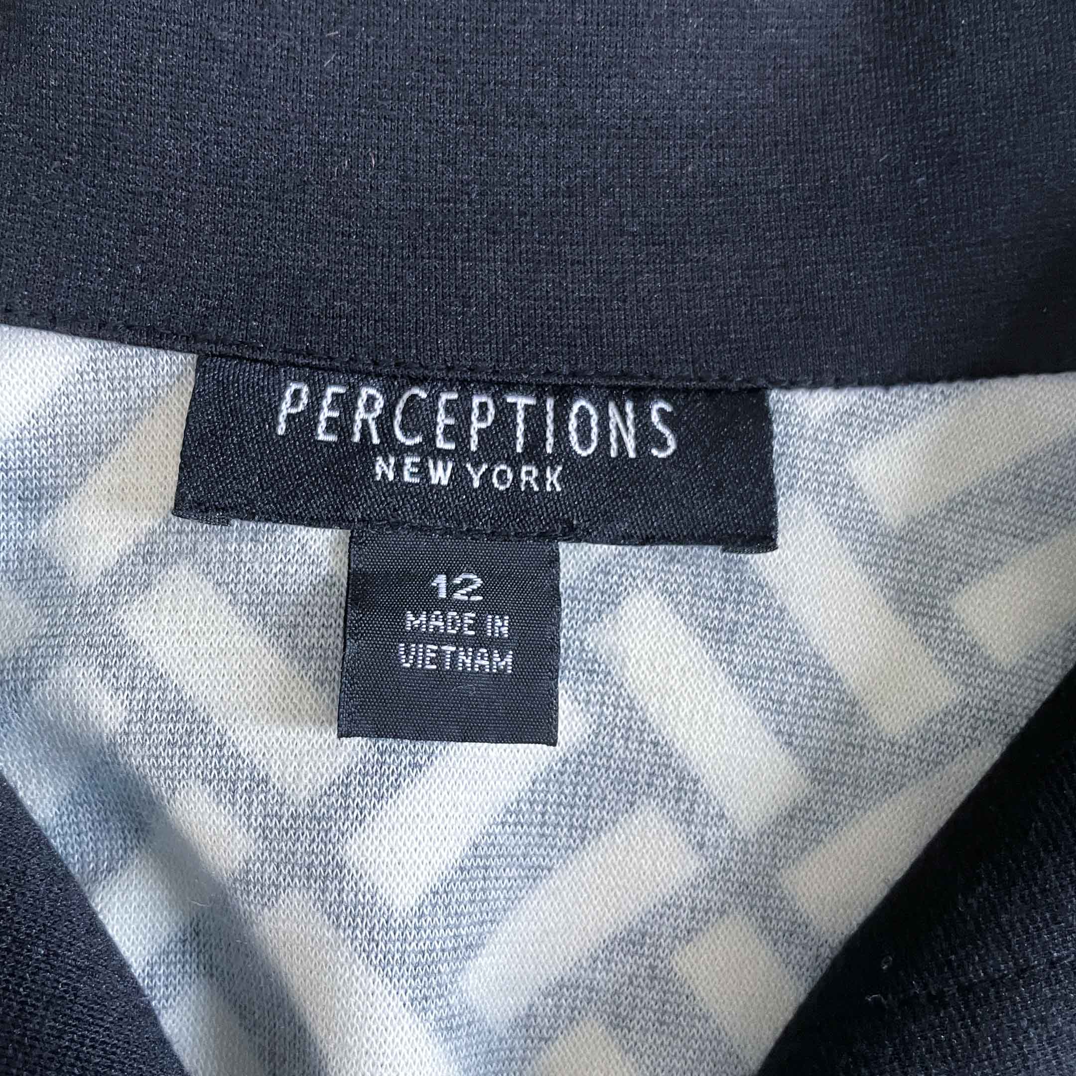 Vintage women Perceptions black & white geometric cropped full zip jacket size 12|L18 W14|SKU 6465