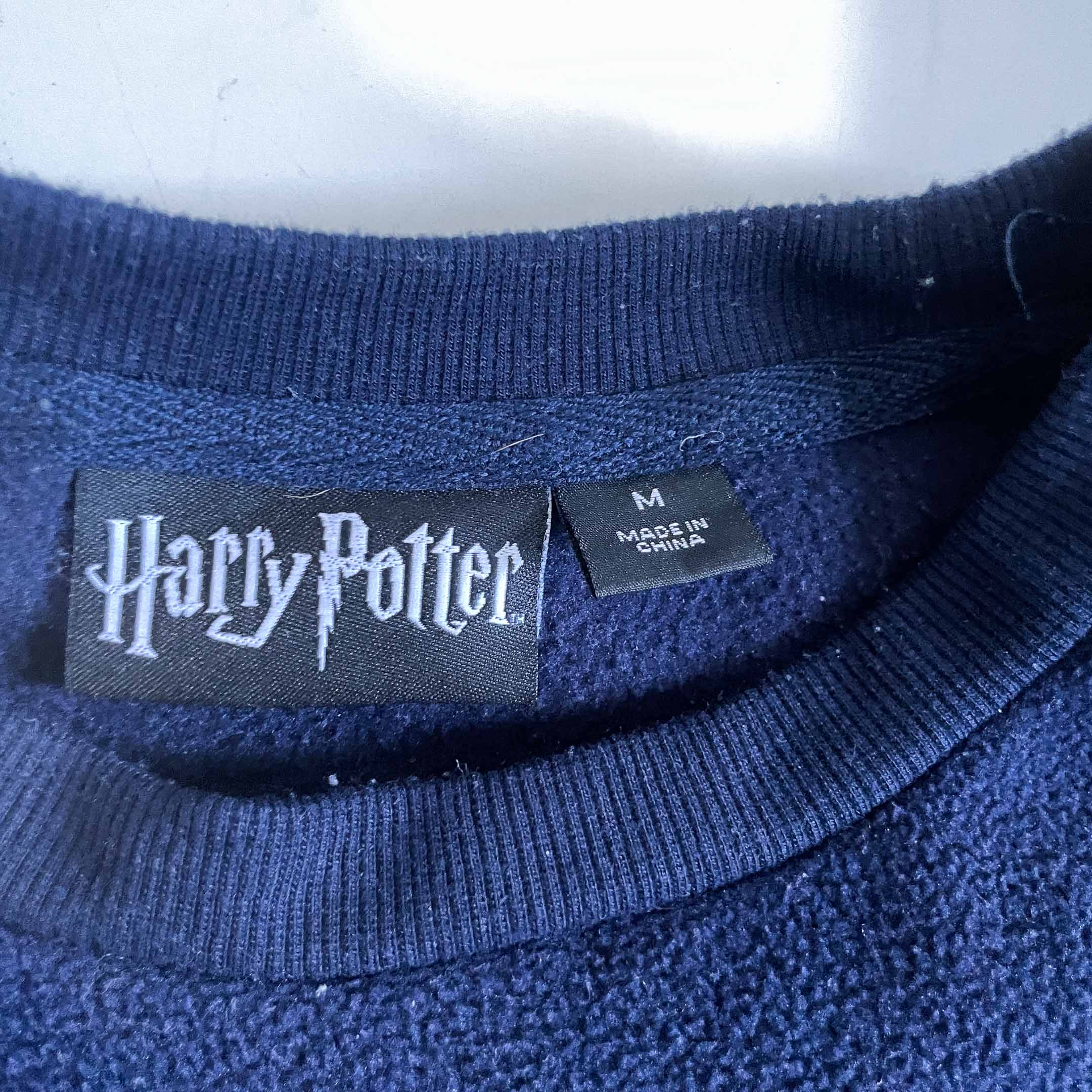 Vintage men Harrypotter Cryffinoor graphics navy sweatshirt in M|L27 W20|SKU 6467